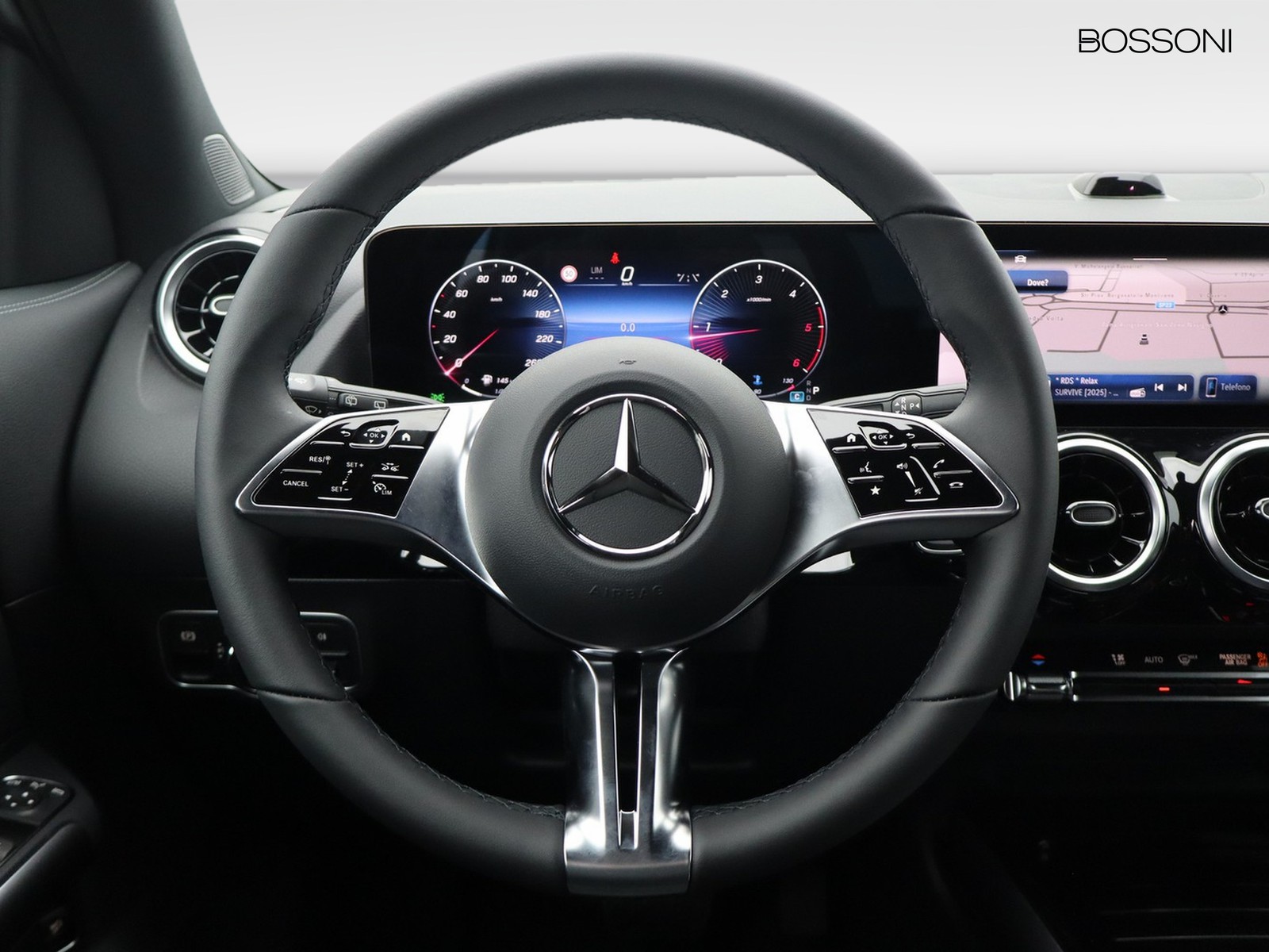 17 - Mercedes GLA 200 d progressive extra 8g-dct