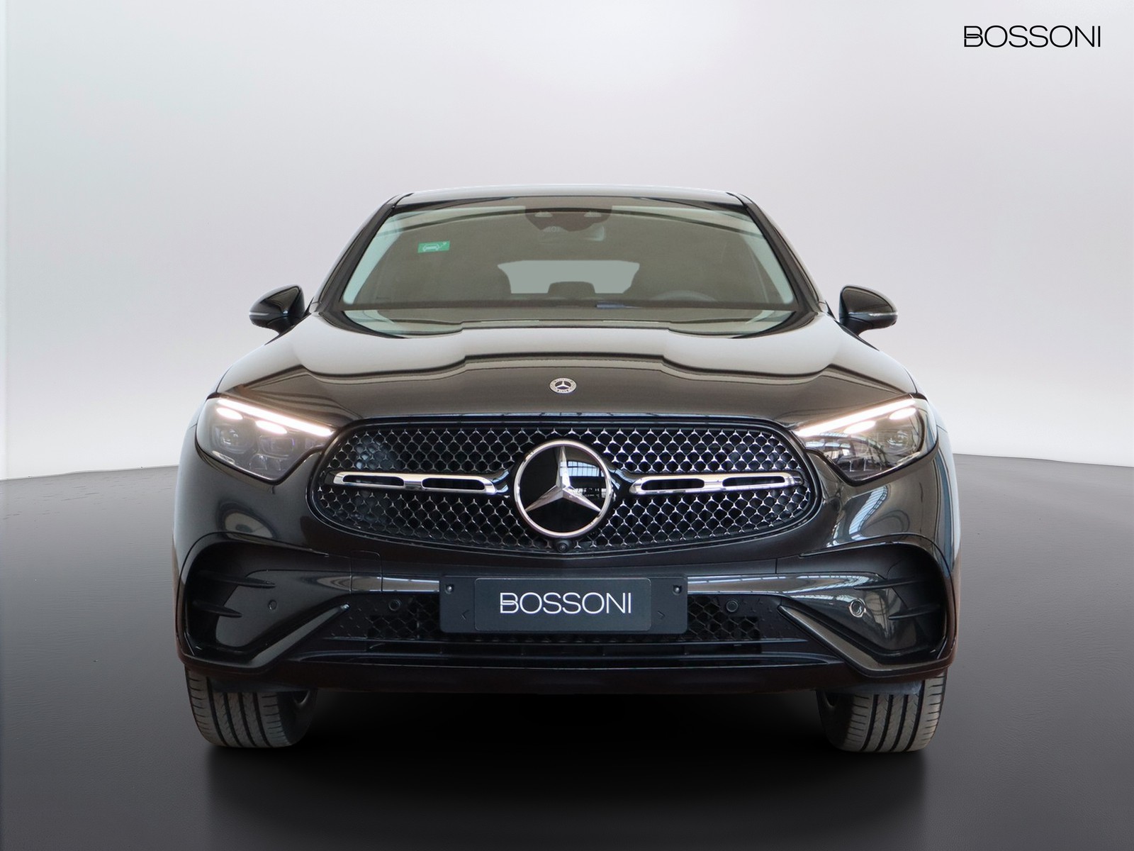 2 - Mercedes GLC coupe 300 de plug in hybrid amg line premium tech 4matic 9g-tronic