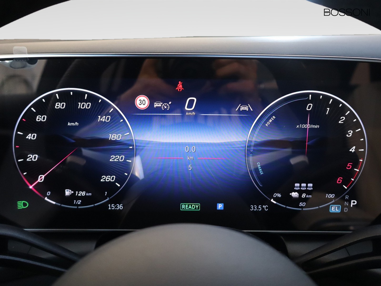 9 - Mercedes GLC suv 300 de plug in hybrid amg line premium 4matic 9g-tronic