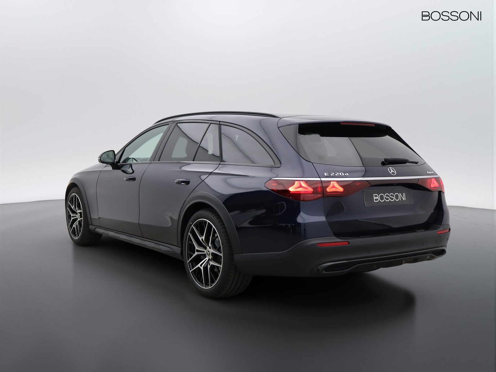 5 - Mercedes Classe E station wagon all-terrain 220 d advanced plus 4matic 9g-tronic