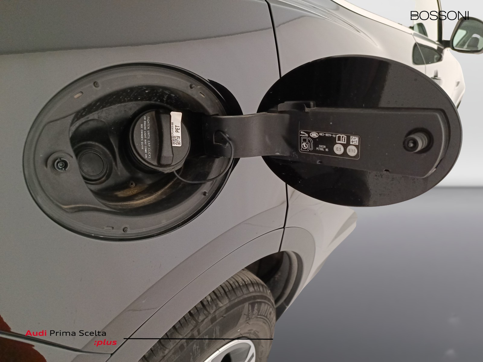 34 - Jaguar E-Pace 2.0 i4 200cv r-dynamic s awd auto