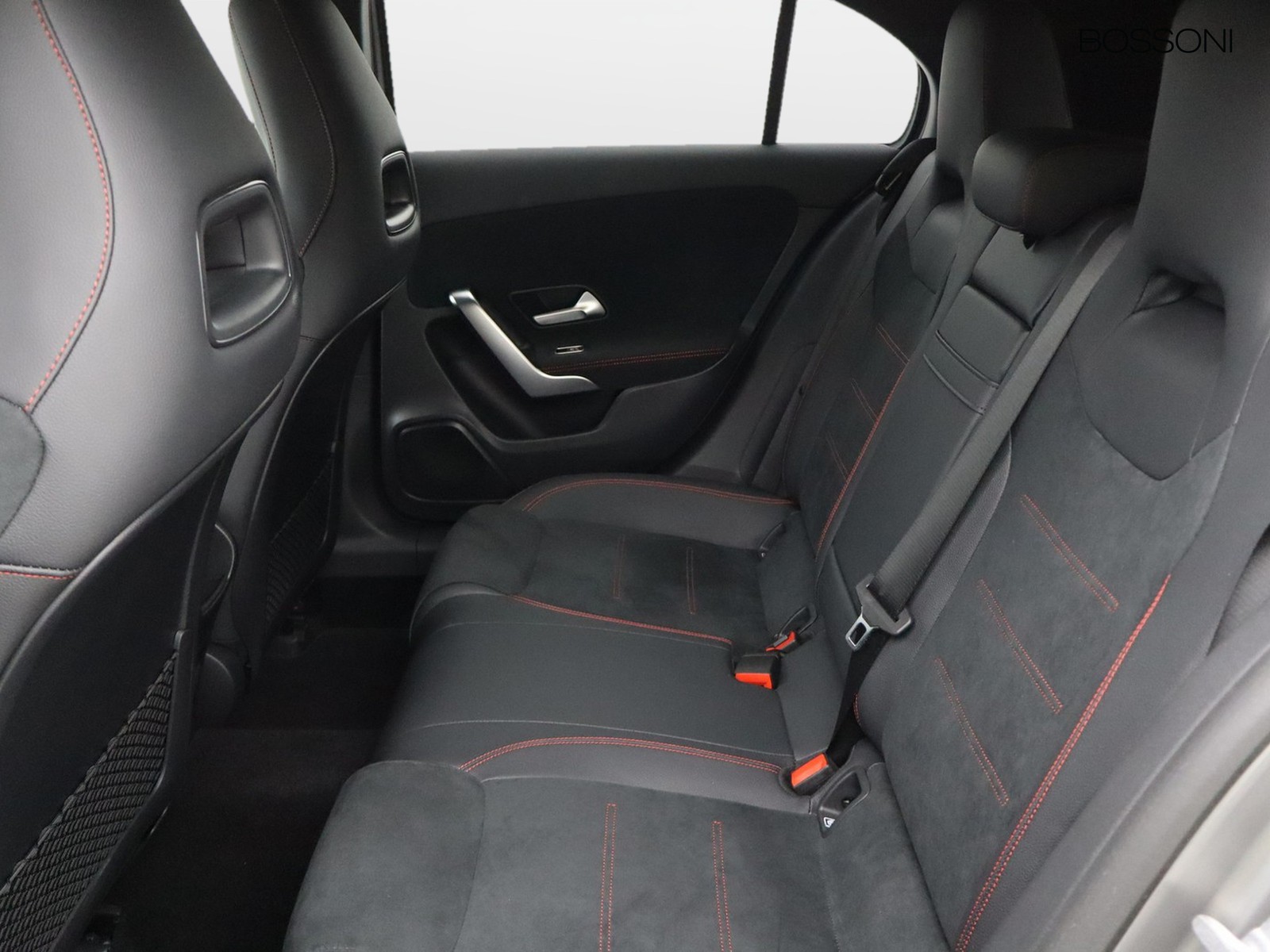 8 - Mercedes Classe A 180 amg line advanced plus 7g-dct
