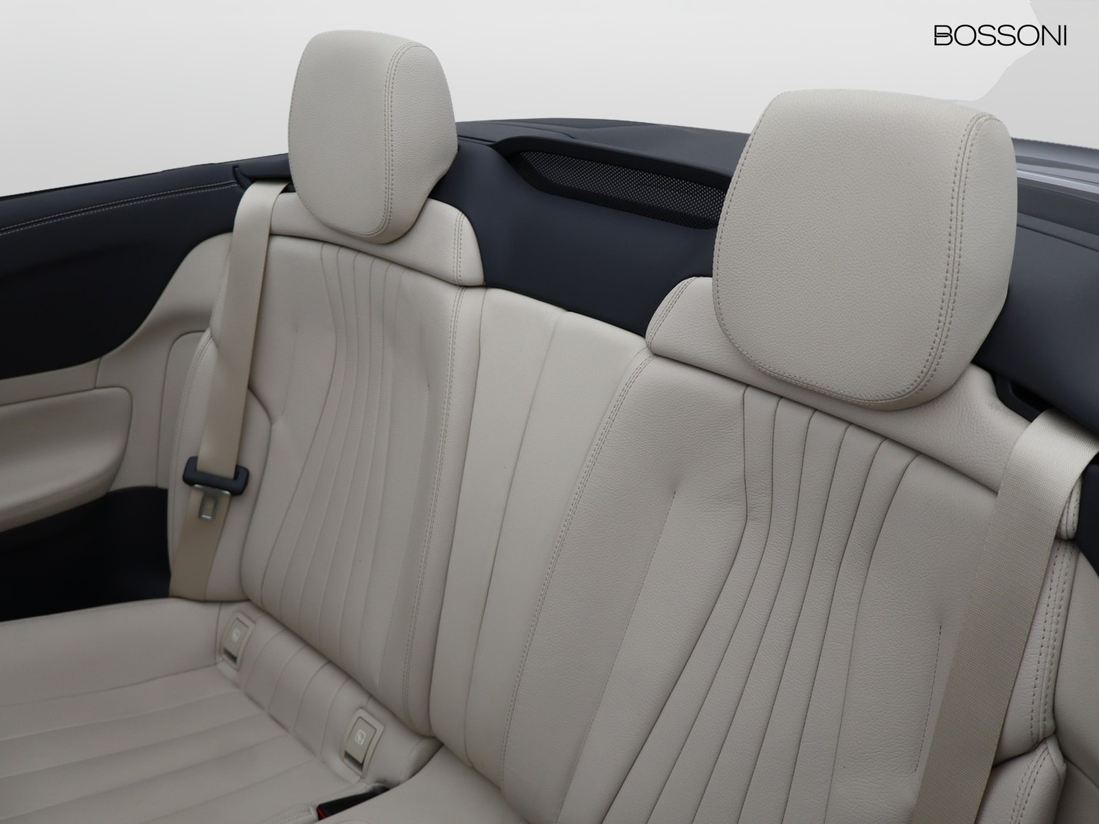 8 - Mercedes Classe E cabrio 300 d mild hybrid (d eq-boost) premium plus 4matic 9g-tronic