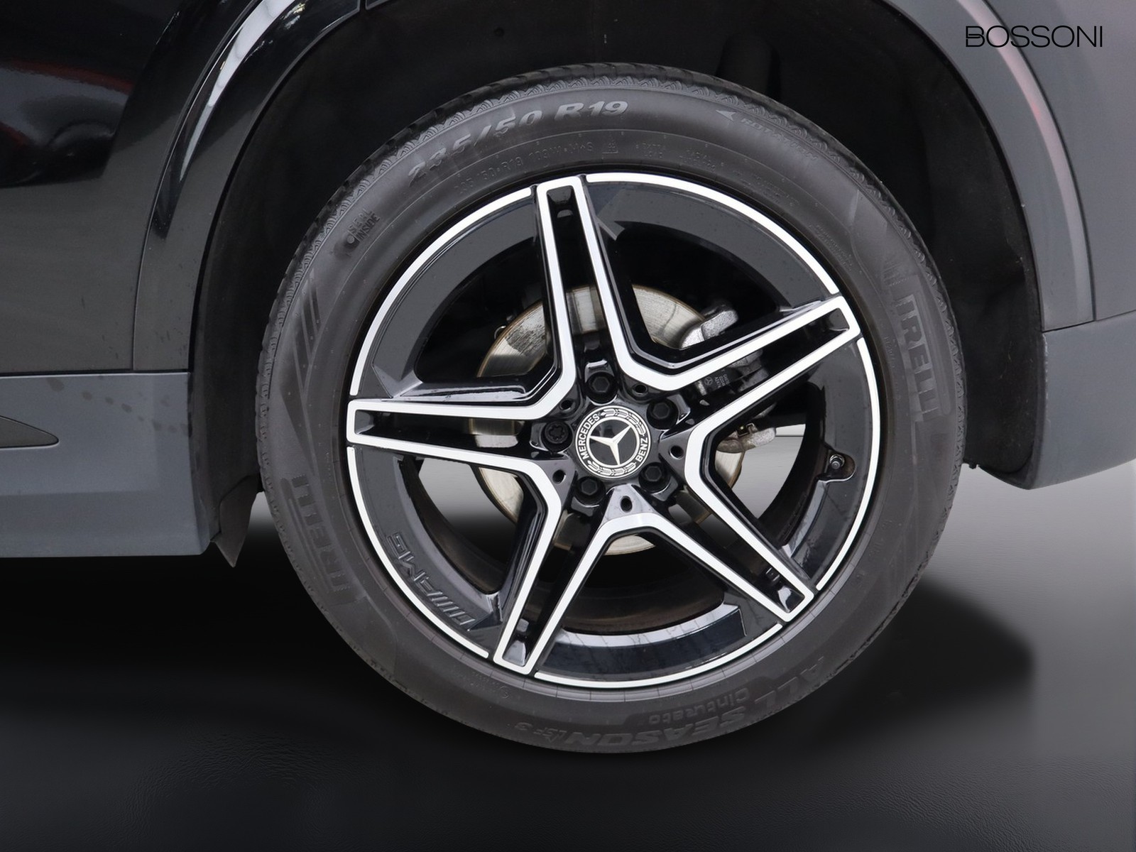 4 - Mercedes GLA 200 d amg line advanced plus 4matic 8g-dct