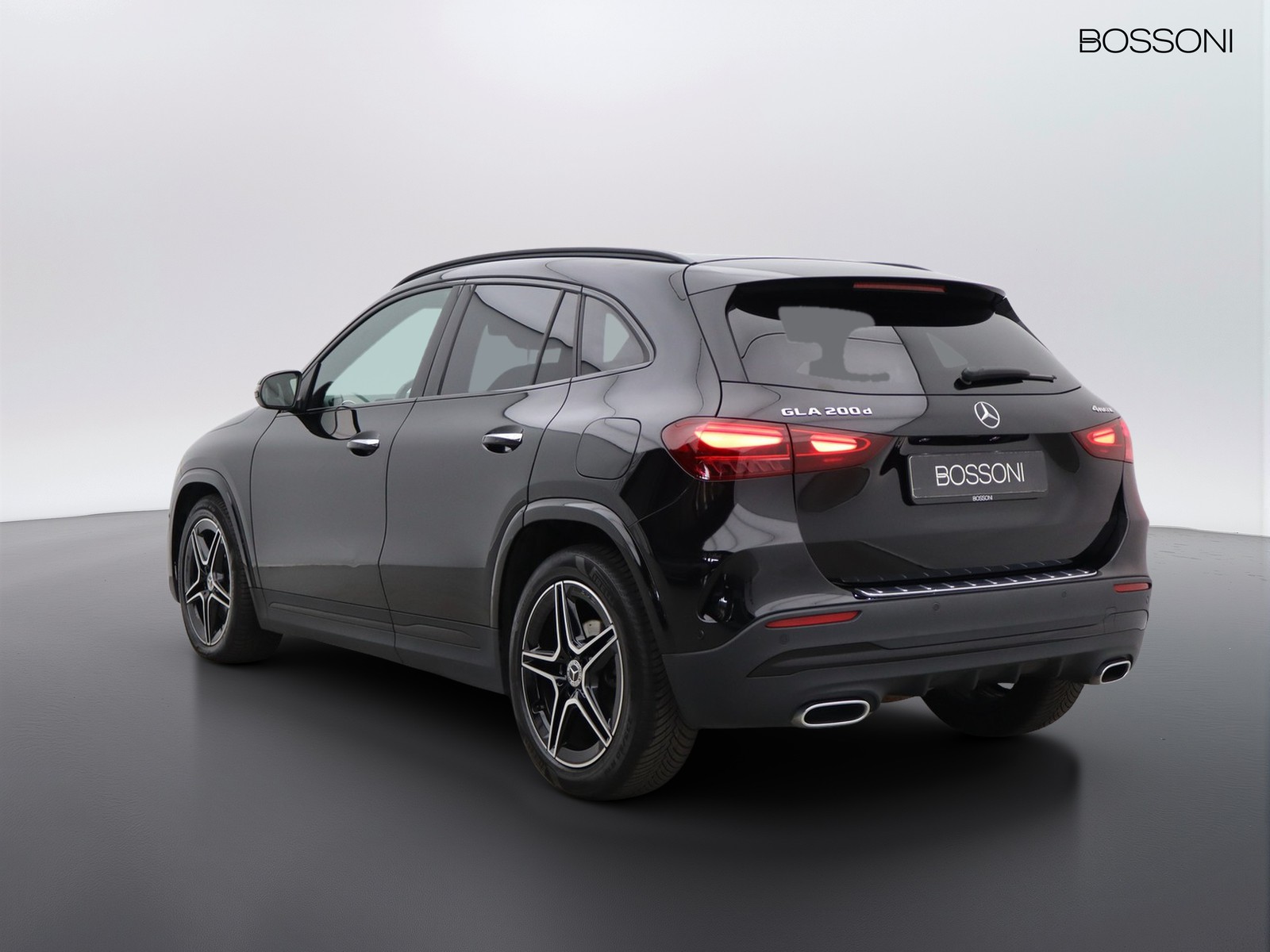 5 - Mercedes GLA 200 d amg line advanced plus 4matic 8g-dct