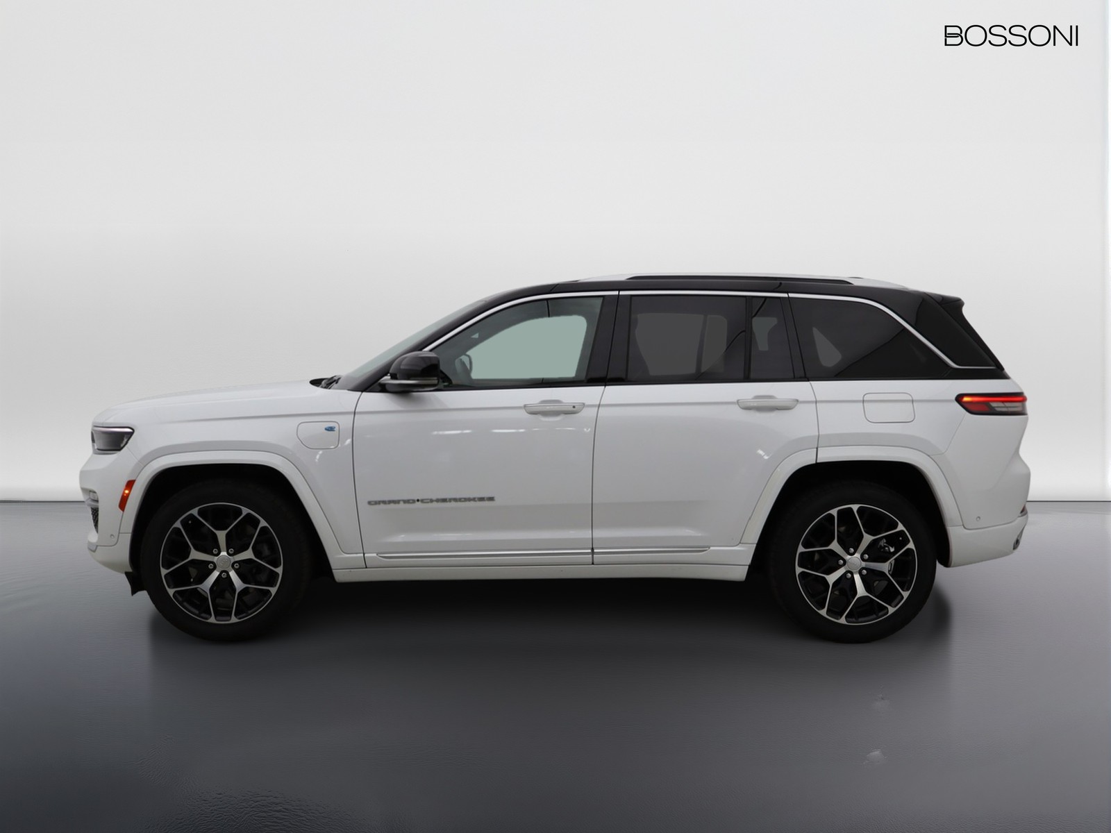 3 - Jeep Grand Cherokee 2.0 atx phev summit reserve 4xe auto