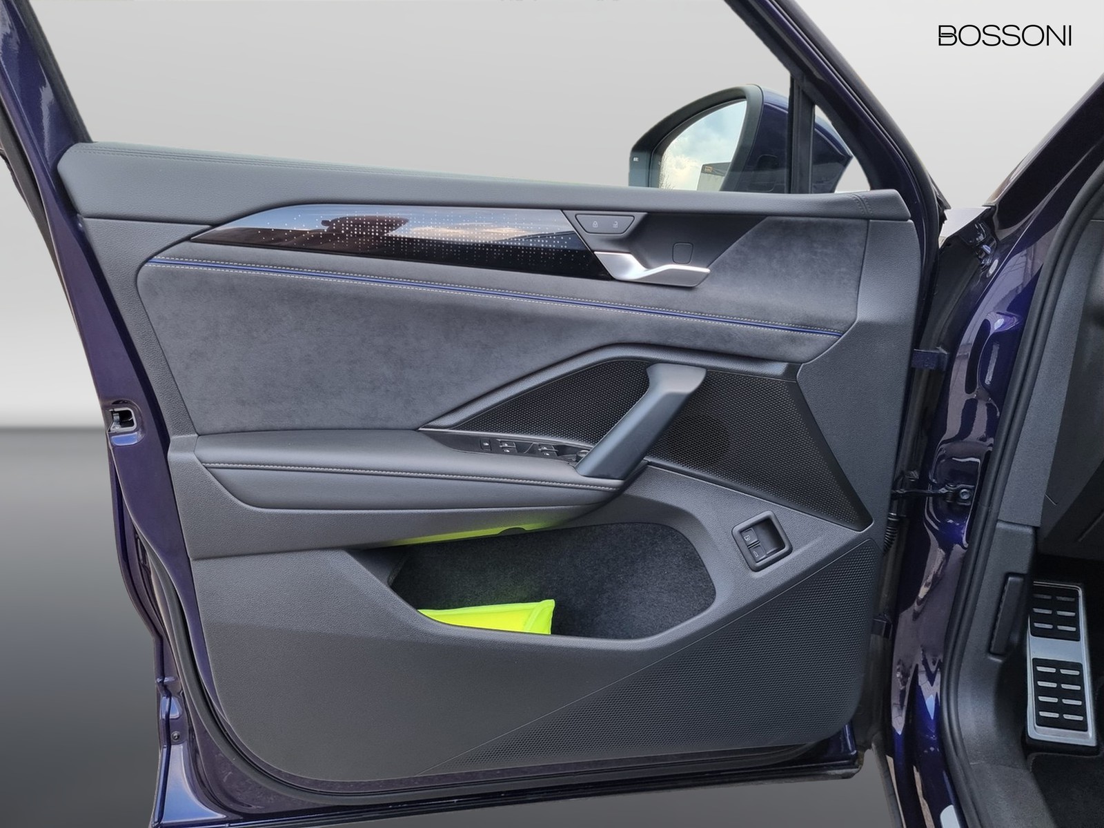 8 - Volkswagen Tayron 1.5 tsi ehybrid 204cv r-line plus dsg