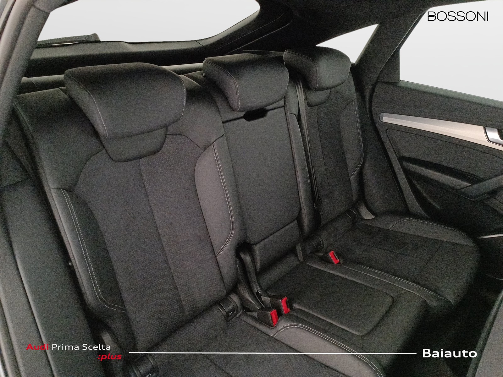 24 - Audi Q5 sportback 40 2.0 tdi mhev 12v s line quattro s tronic