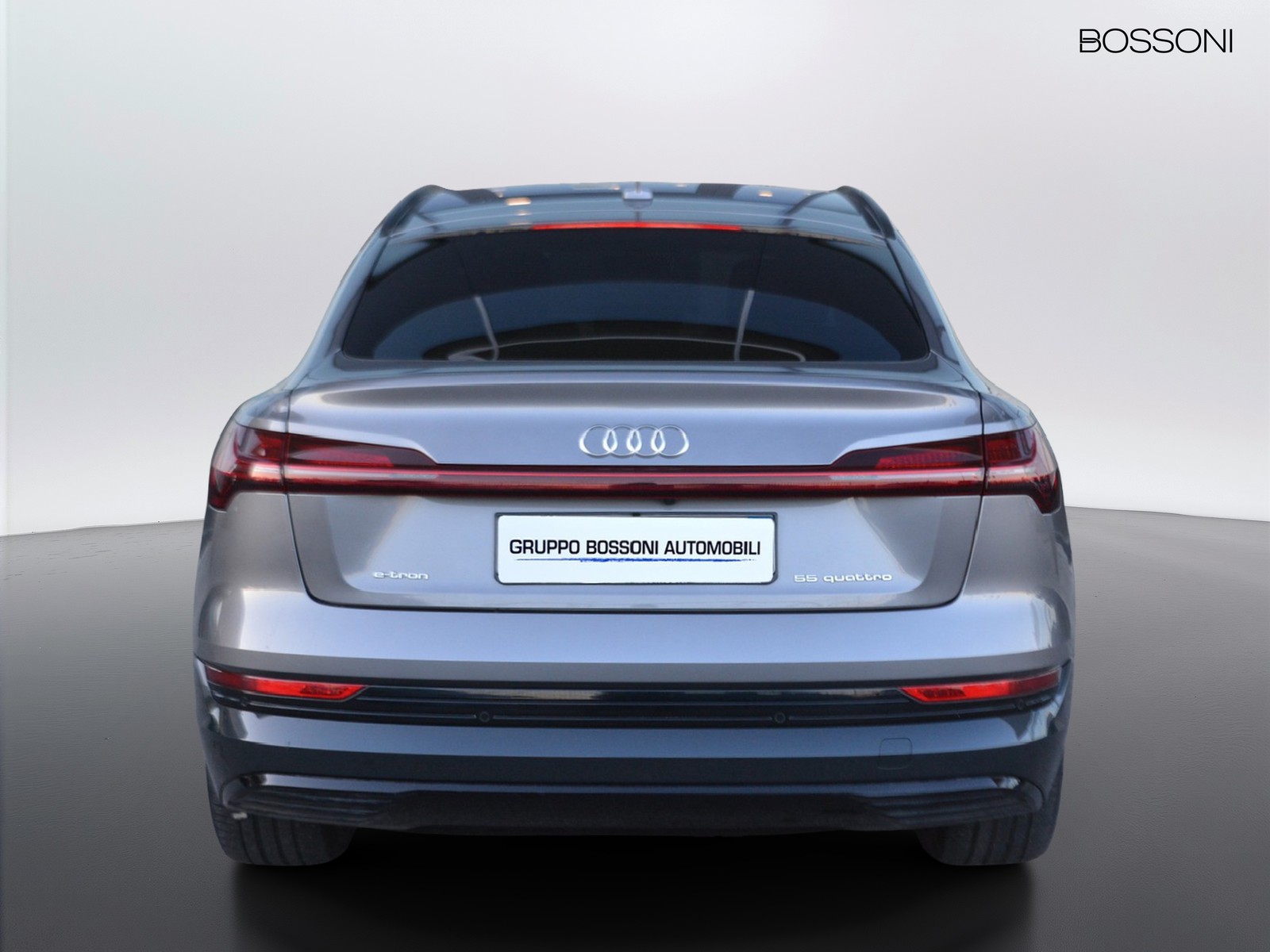 4 - Audi e-tron sportback 55 business fast quattro cvt