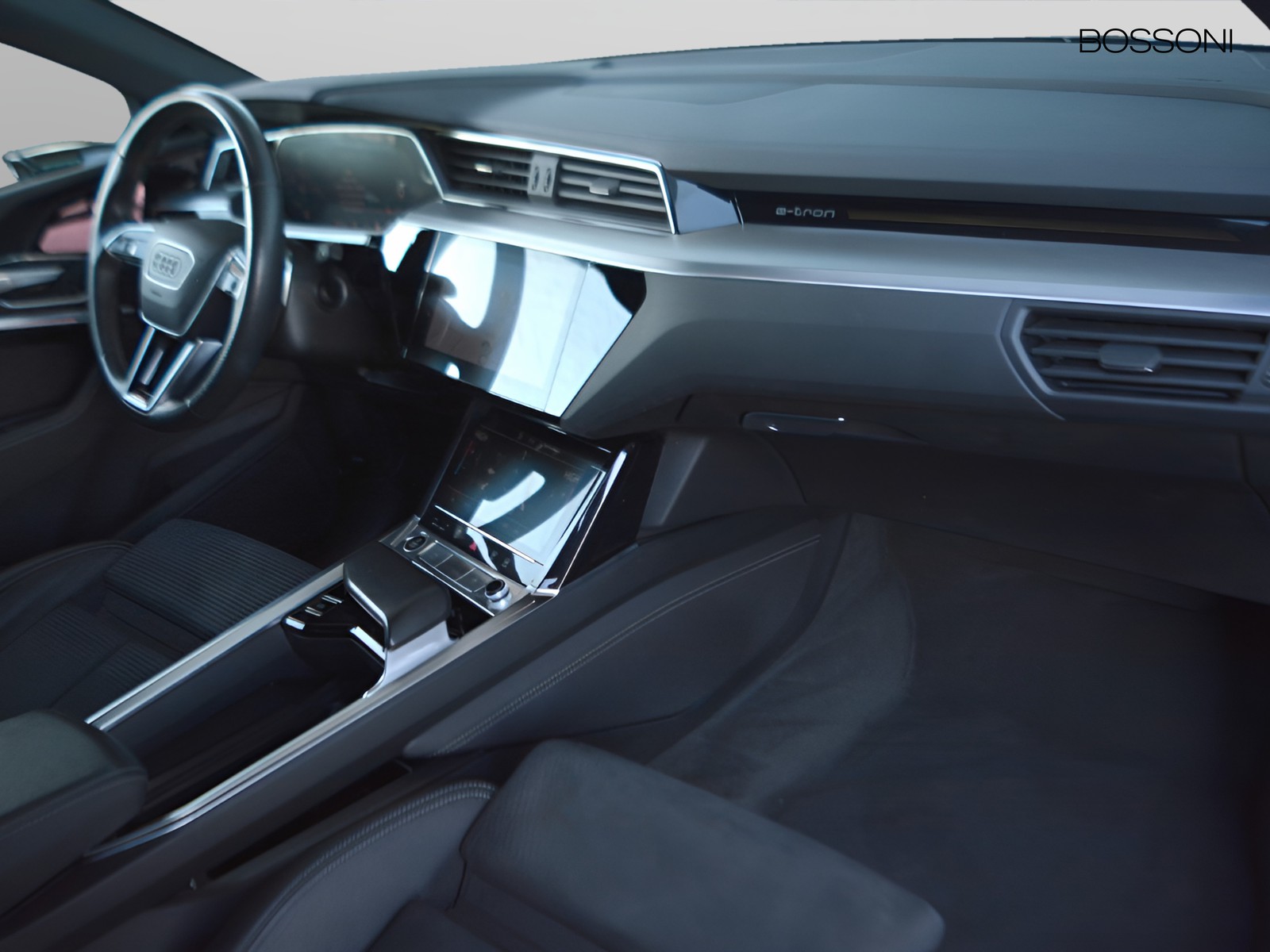 8 - Audi e-tron sportback 55 business fast quattro cvt
