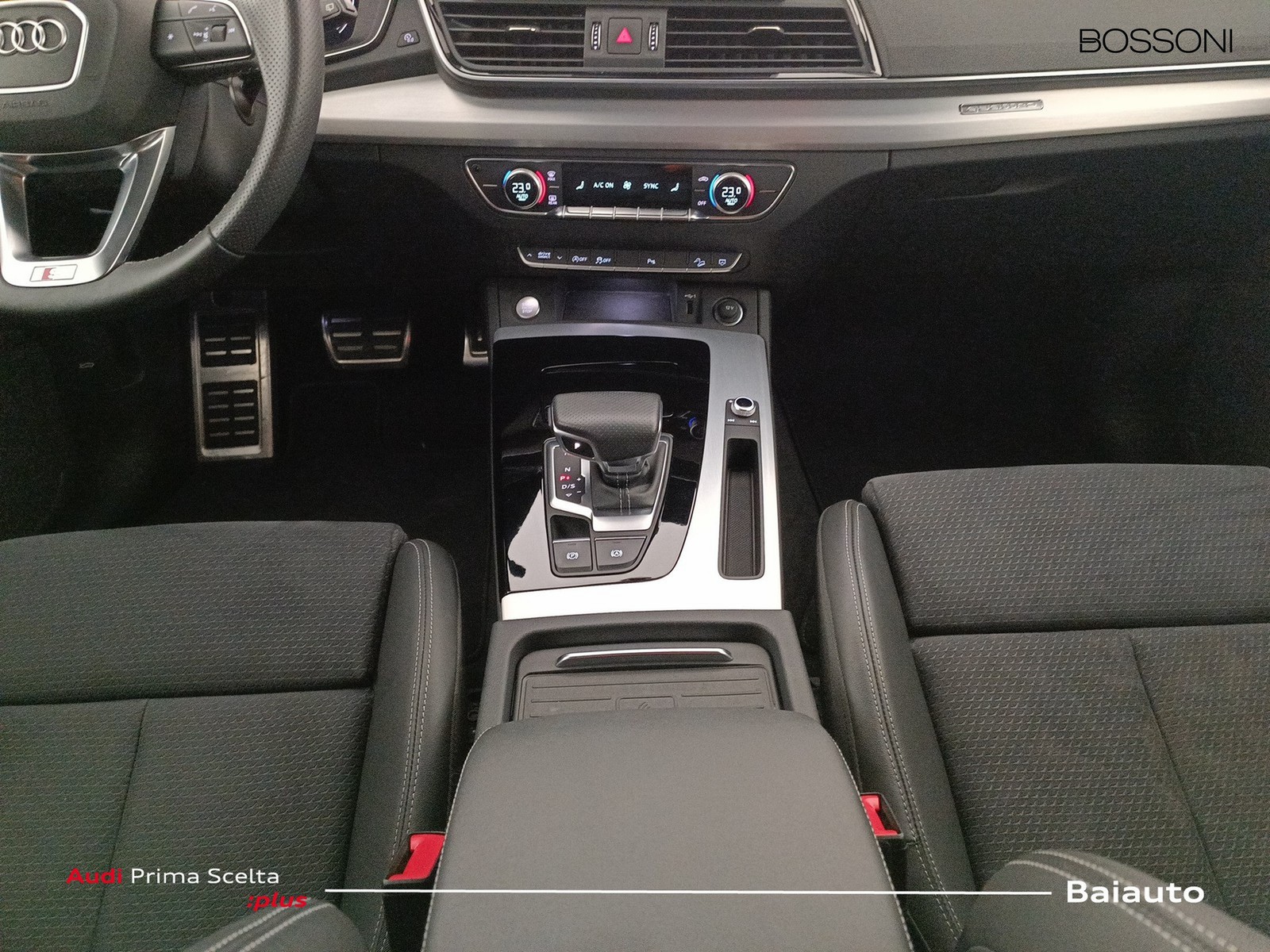 15 - Audi Q5 40 2.0 tdi mhev 12v s line quattro s tronic