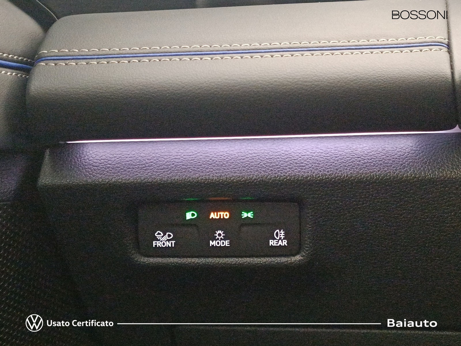 18 - Volkswagen Tiguan 2.0 tdi scr 150cv r-line dsg