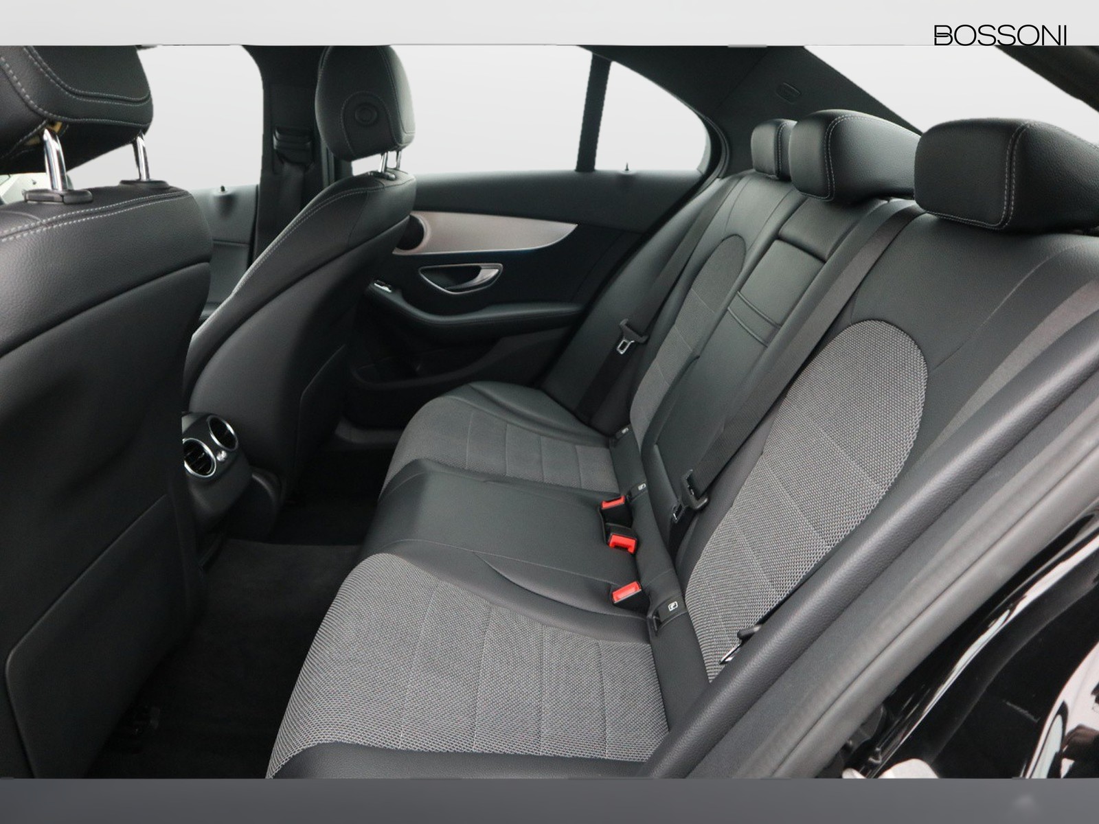 8 - Mercedes Classe C berlina 200 sport 7g-tronic plus
