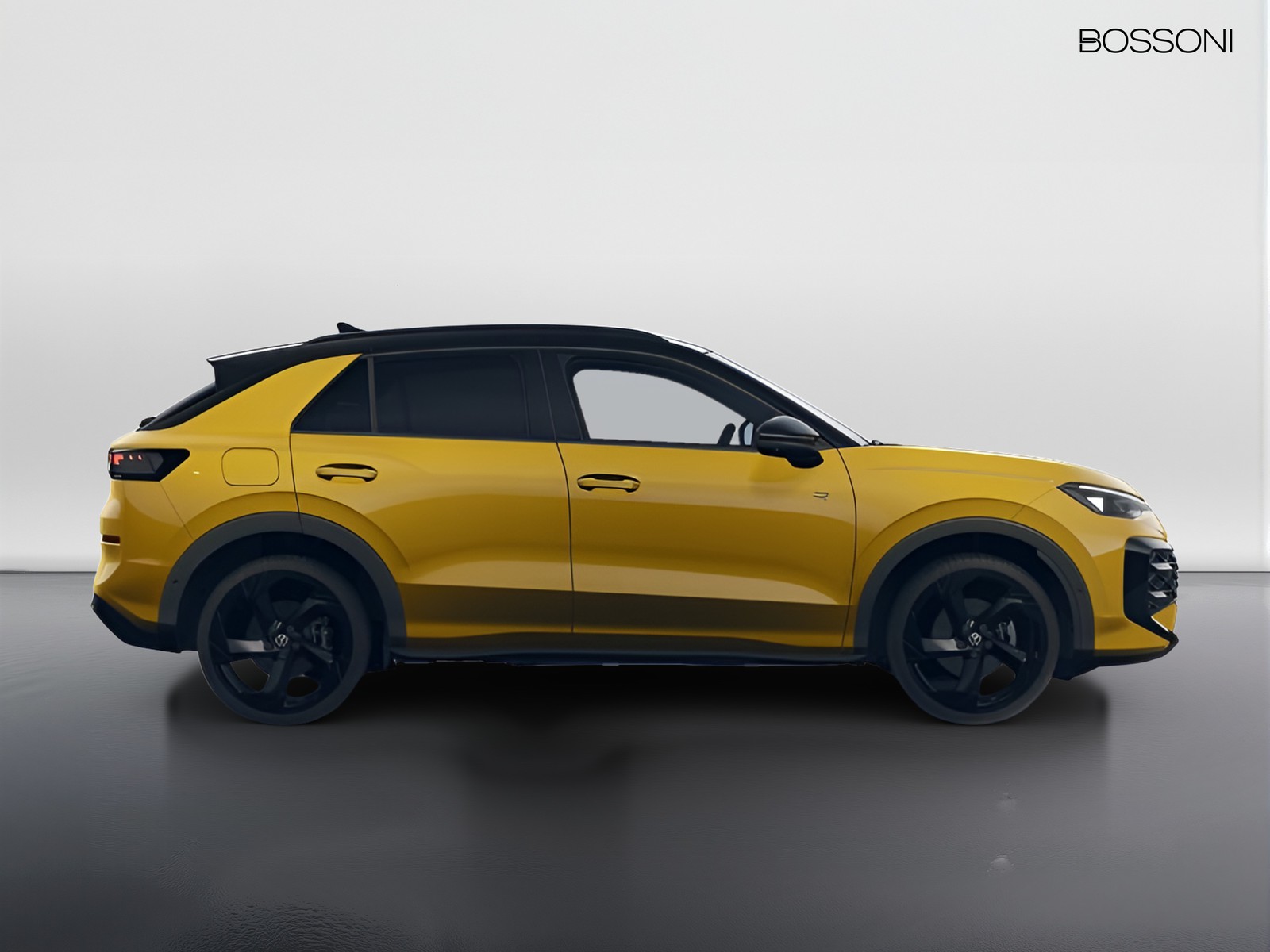 4 - Volkswagen T-Roc 1.5 etsi act 150cv r-line dsg