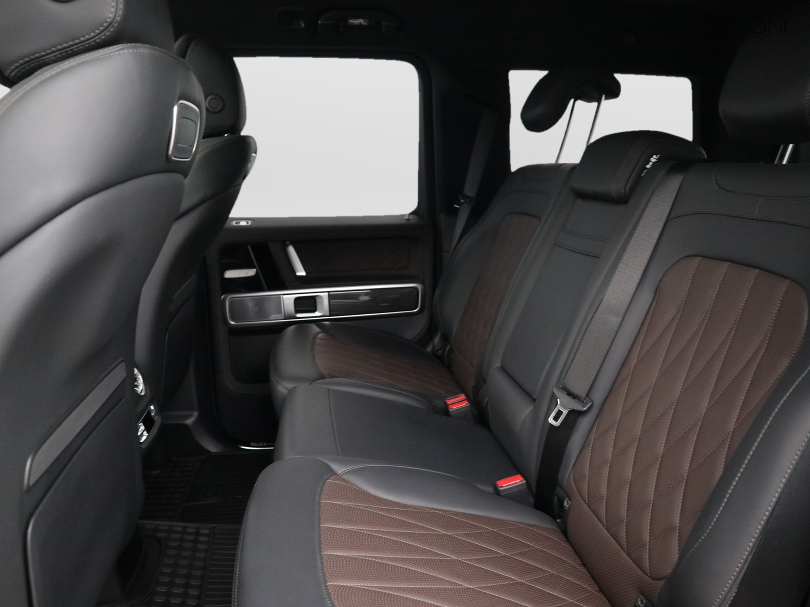 8 - AMG Classe G amg 63 v8 585cv 4x4 2 speedshift tct 9g