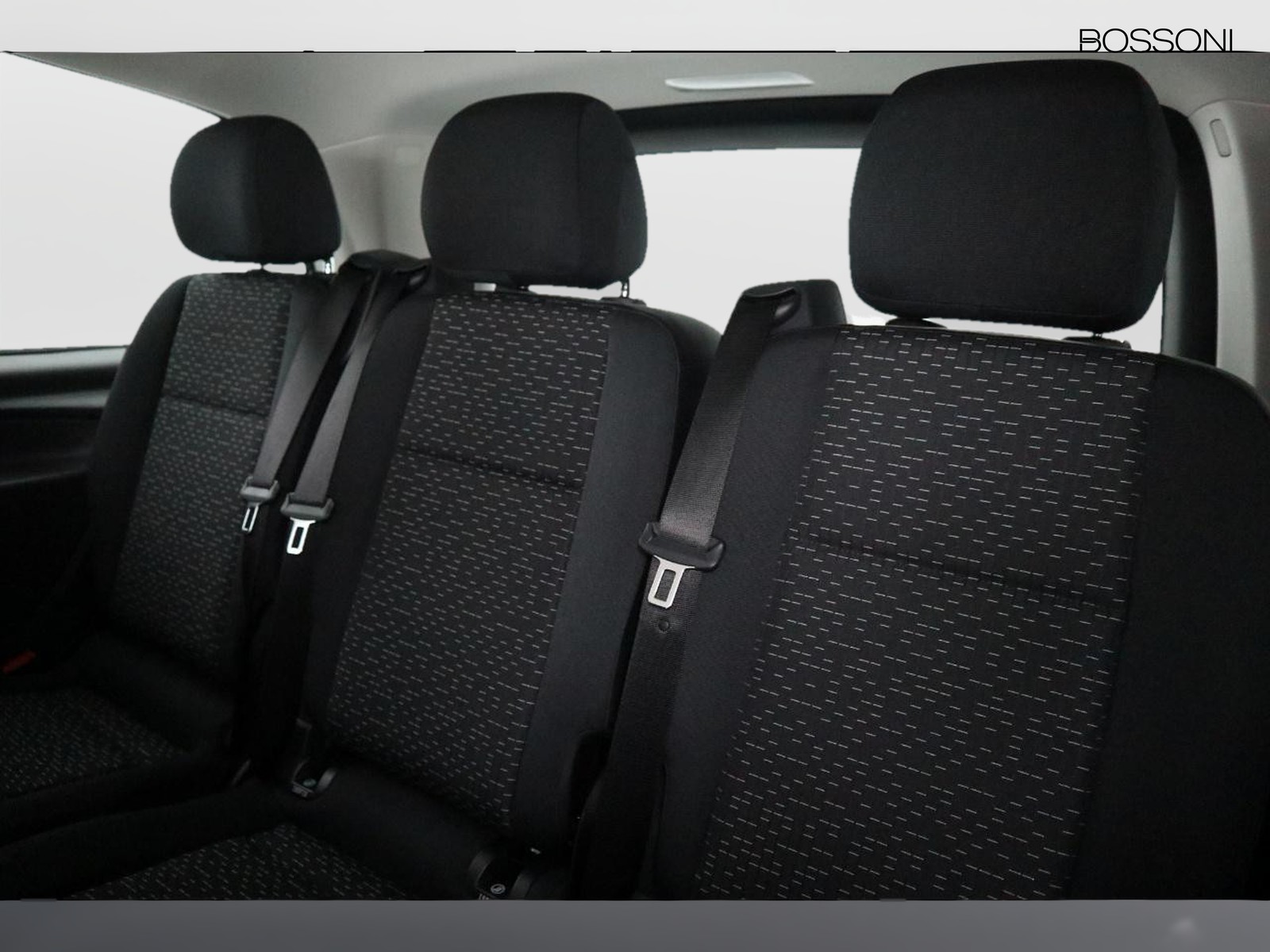 9 - Mercedes Vans Vito etourer 129 long 90kwh