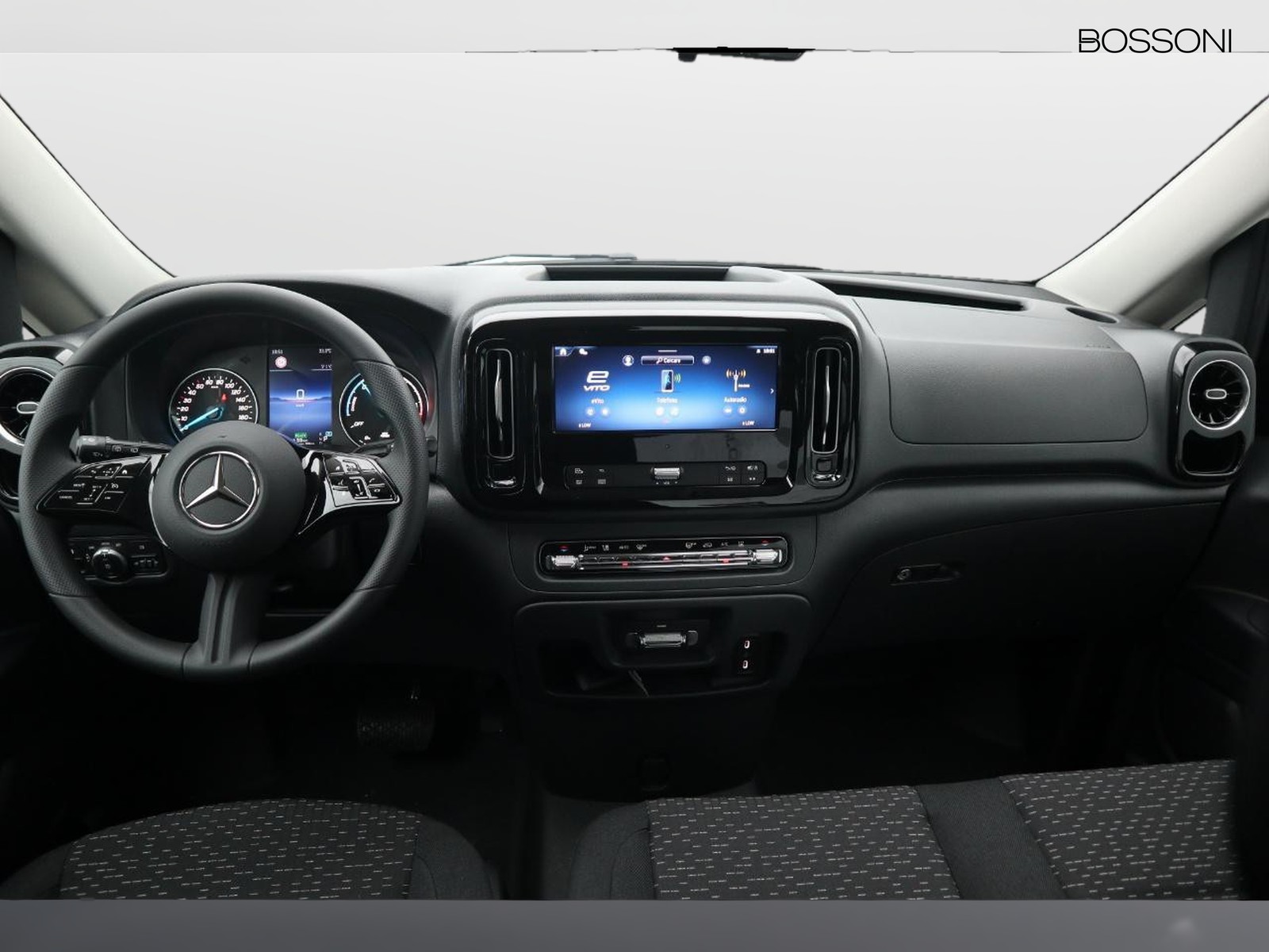 14 - Mercedes Vans Vito etourer 129 long 90kwh