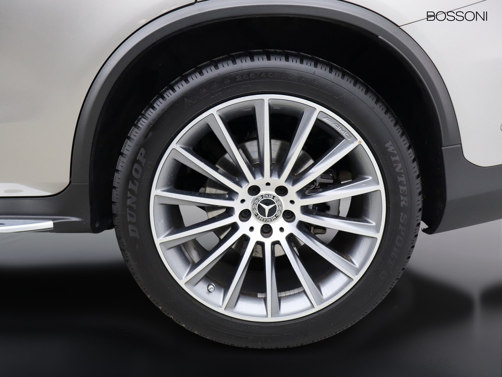 4 - Mercedes GLC coupe 300 de plug in hybrid (de eq-power) premium 4matic 9g-tronic plus