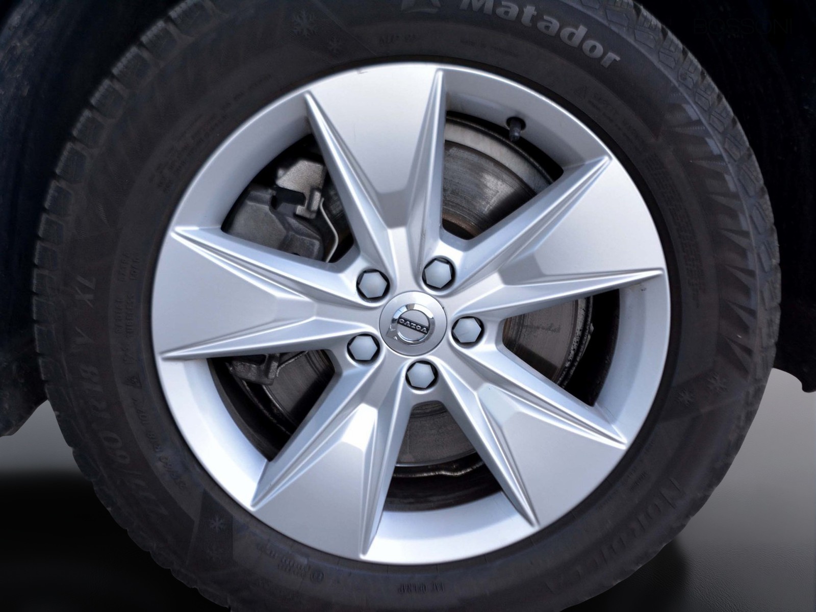 16 - Volvo XC60 2.0 b4 core automatico
