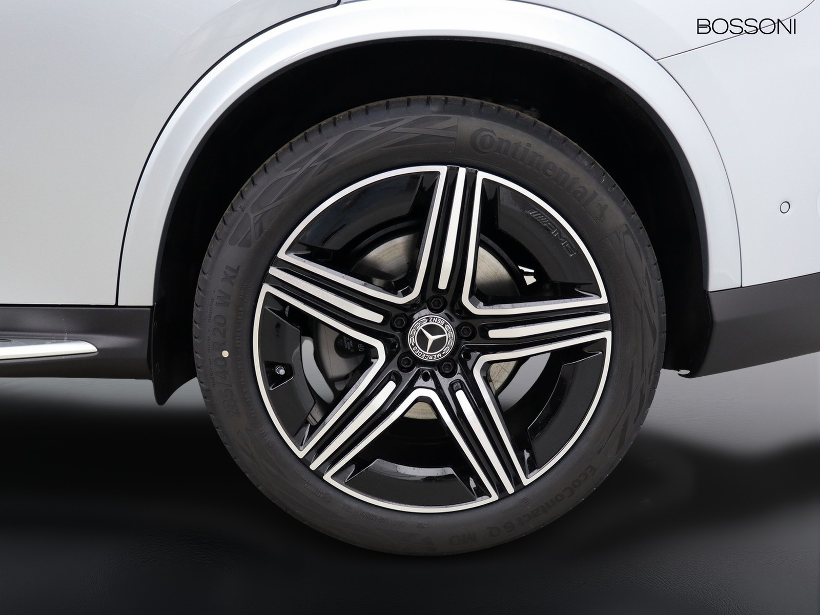 4 - Mercedes GLC coupe 220 d amg line advanced 4matic 9g-tronic