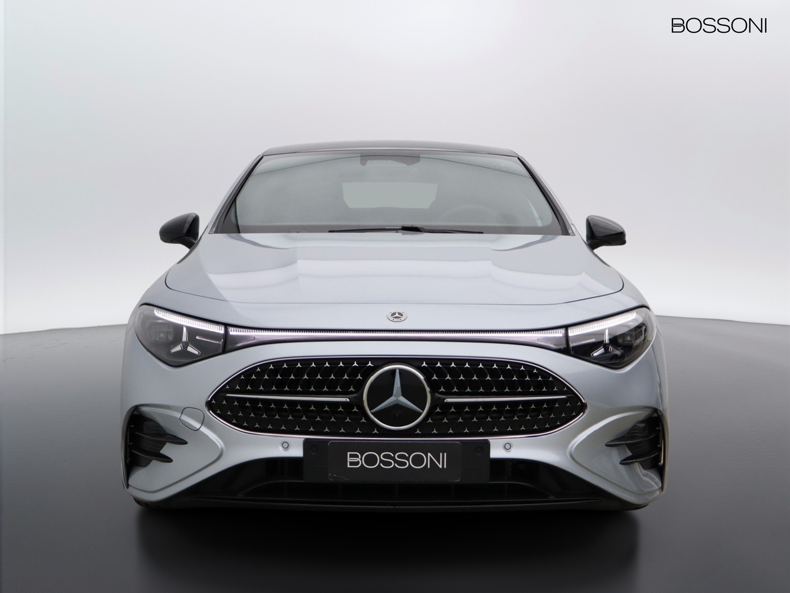 2 - Mercedes CLA 200 advanced plus 4matic auto