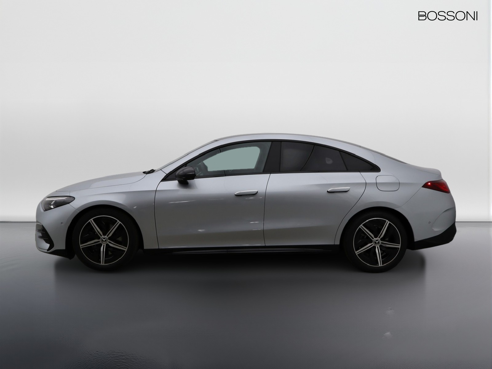 3 - Mercedes CLA 200 advanced plus 4matic auto