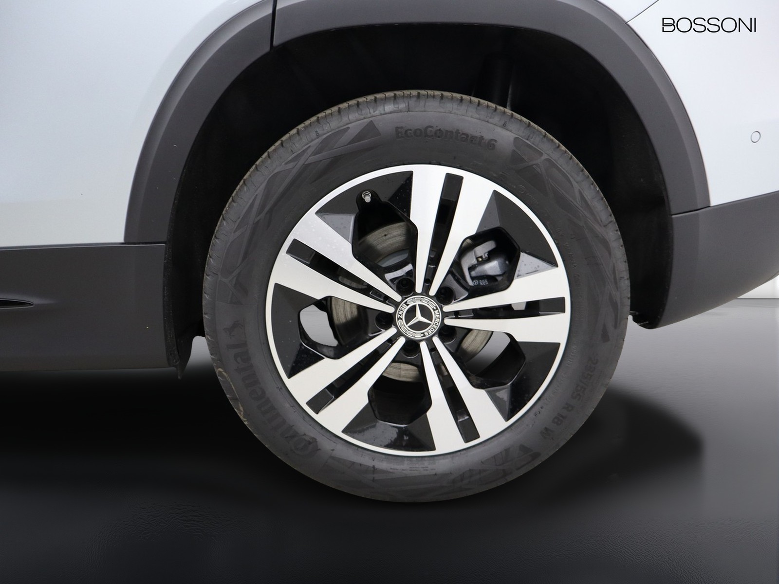 4 - Mercedes GLB 200 d progressive advanced plus 8g-dct