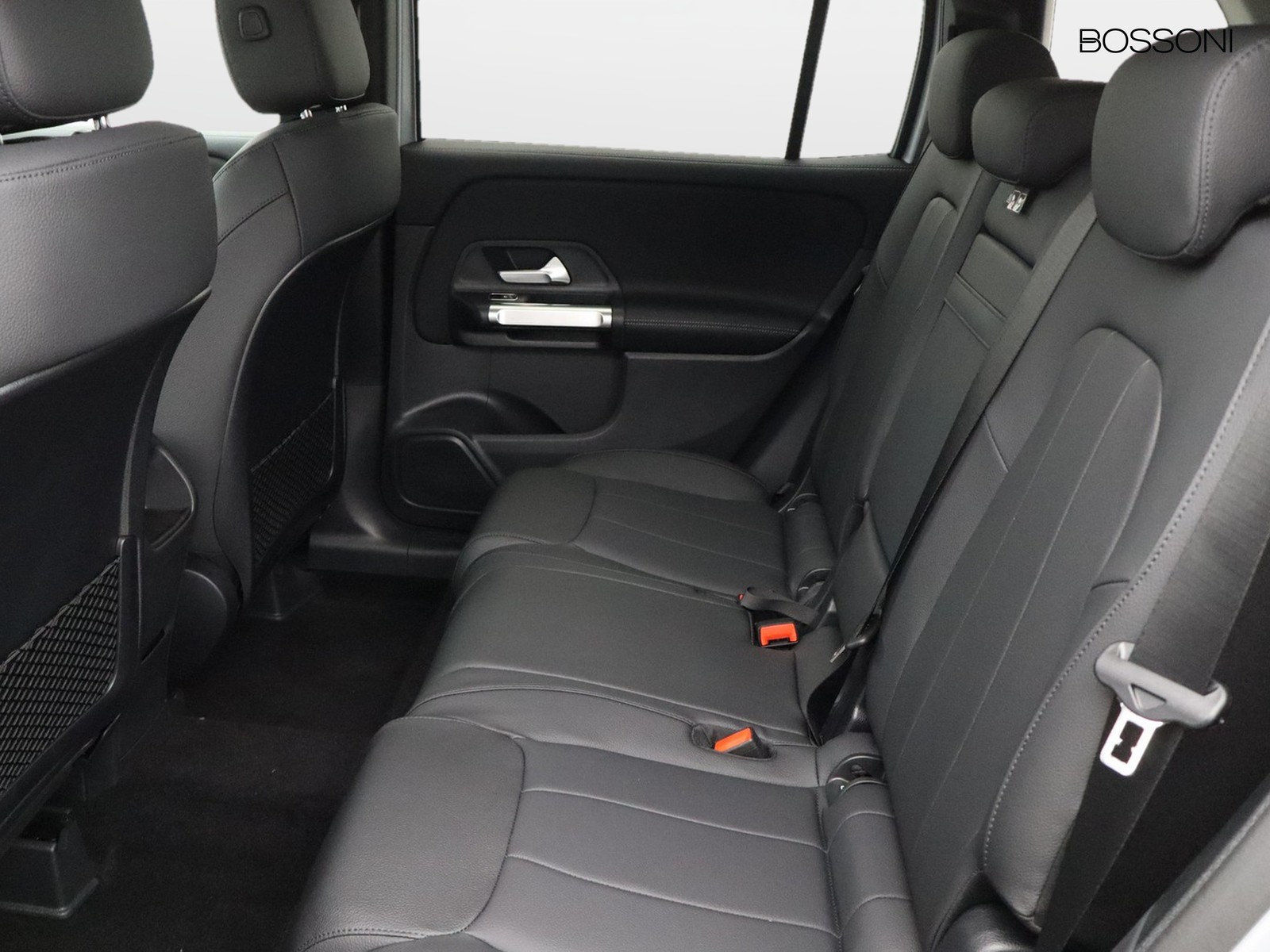 8 - Mercedes GLB 200 d progressive advanced plus 8g-dct