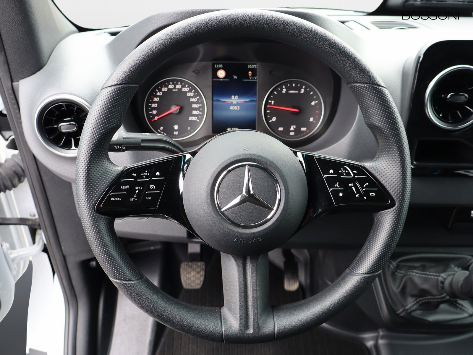 12 - Mercedes Vans Sprinter 315 rwd 2.0 cdi f 37/35 pro