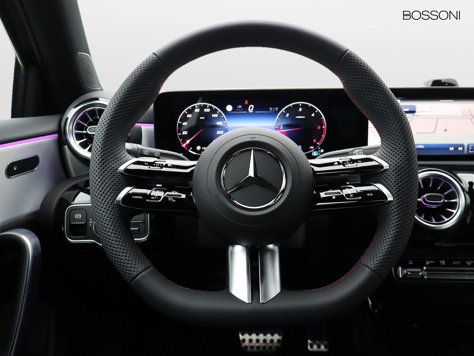 17 - Mercedes Classe A 180 d amg line premium speedshift dct amg 8g