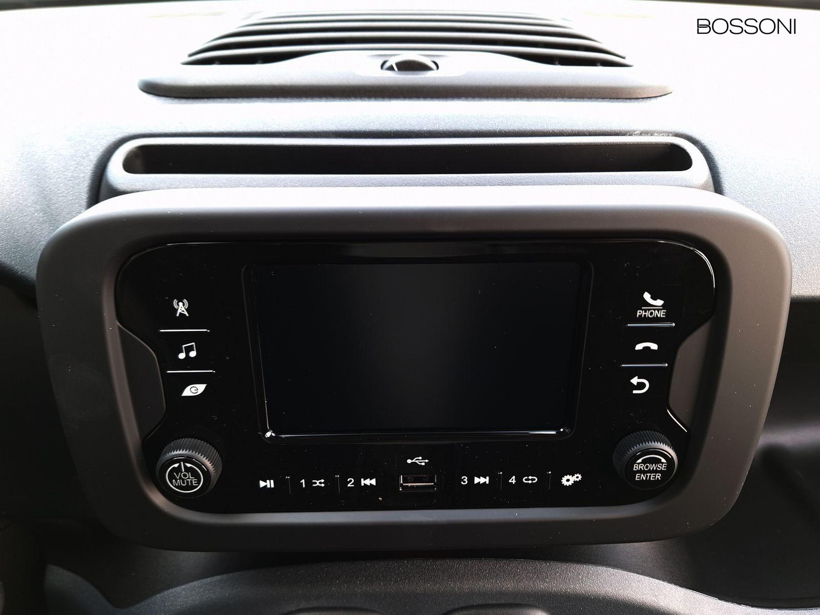 16 - Fiat Pandina 1.0 firefly hybrid 65cv icon s&s