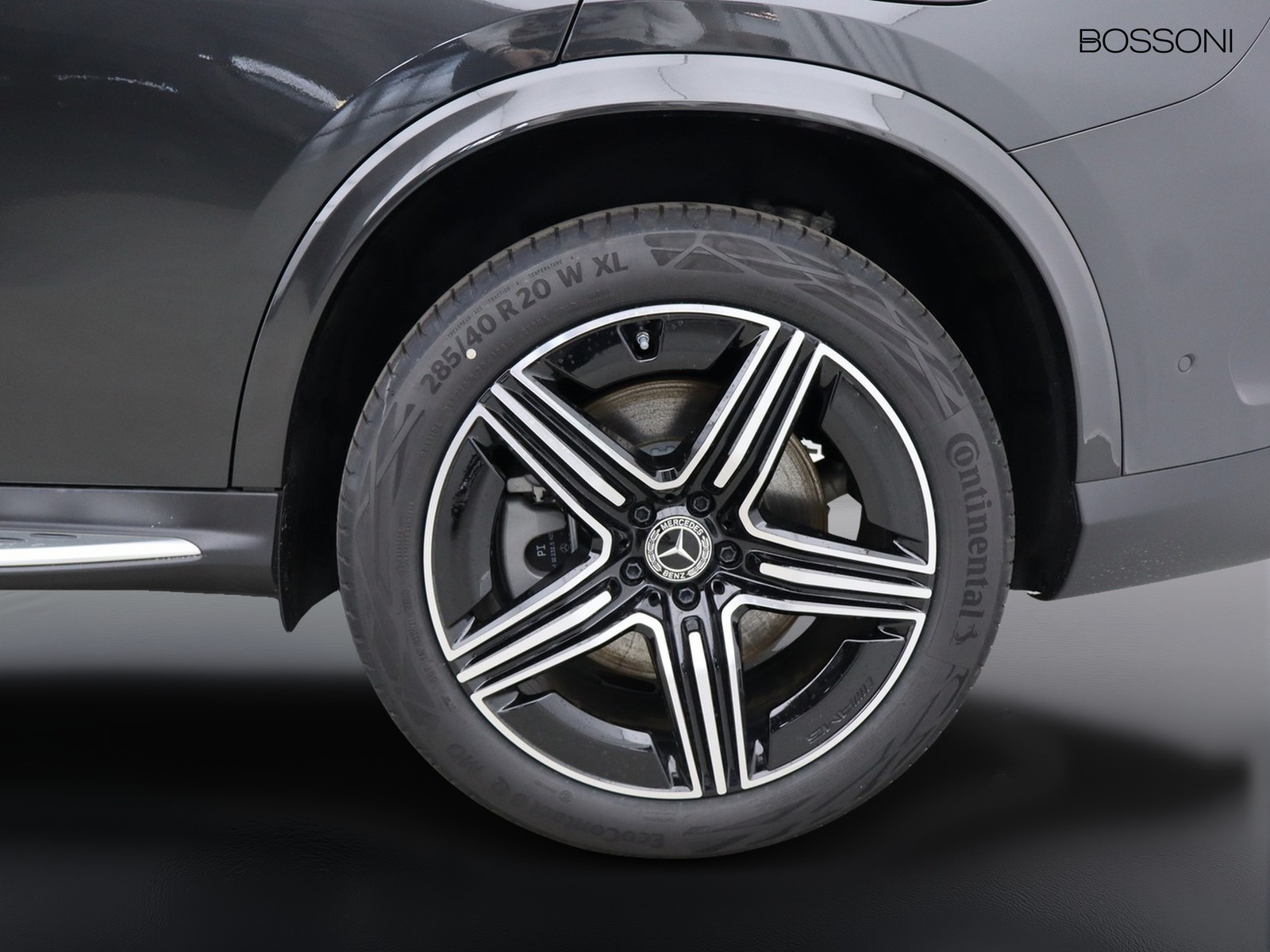 4 - Mercedes GLC coupe 300 de plug in hybrid amg line advanced plus 4matic 9g-tronic