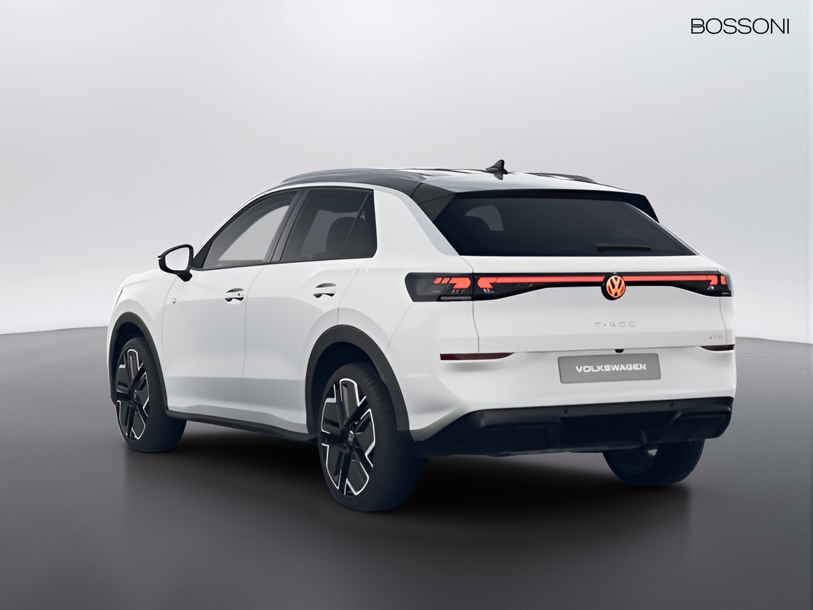 5 - Volkswagen T-Roc 1.5 etsi act 150cv r-line dsg