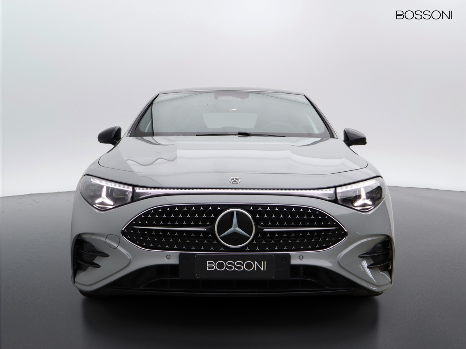 2 - Mercedes CLA 200 advanced plus 4matic auto