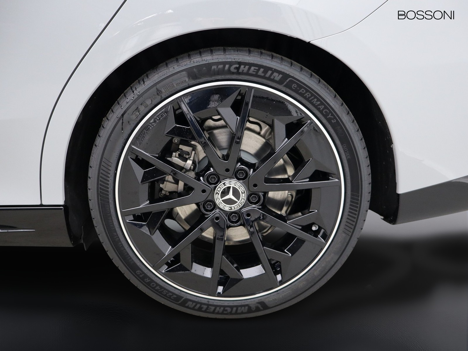 4 - Mercedes CLA 200 advanced plus 4matic auto