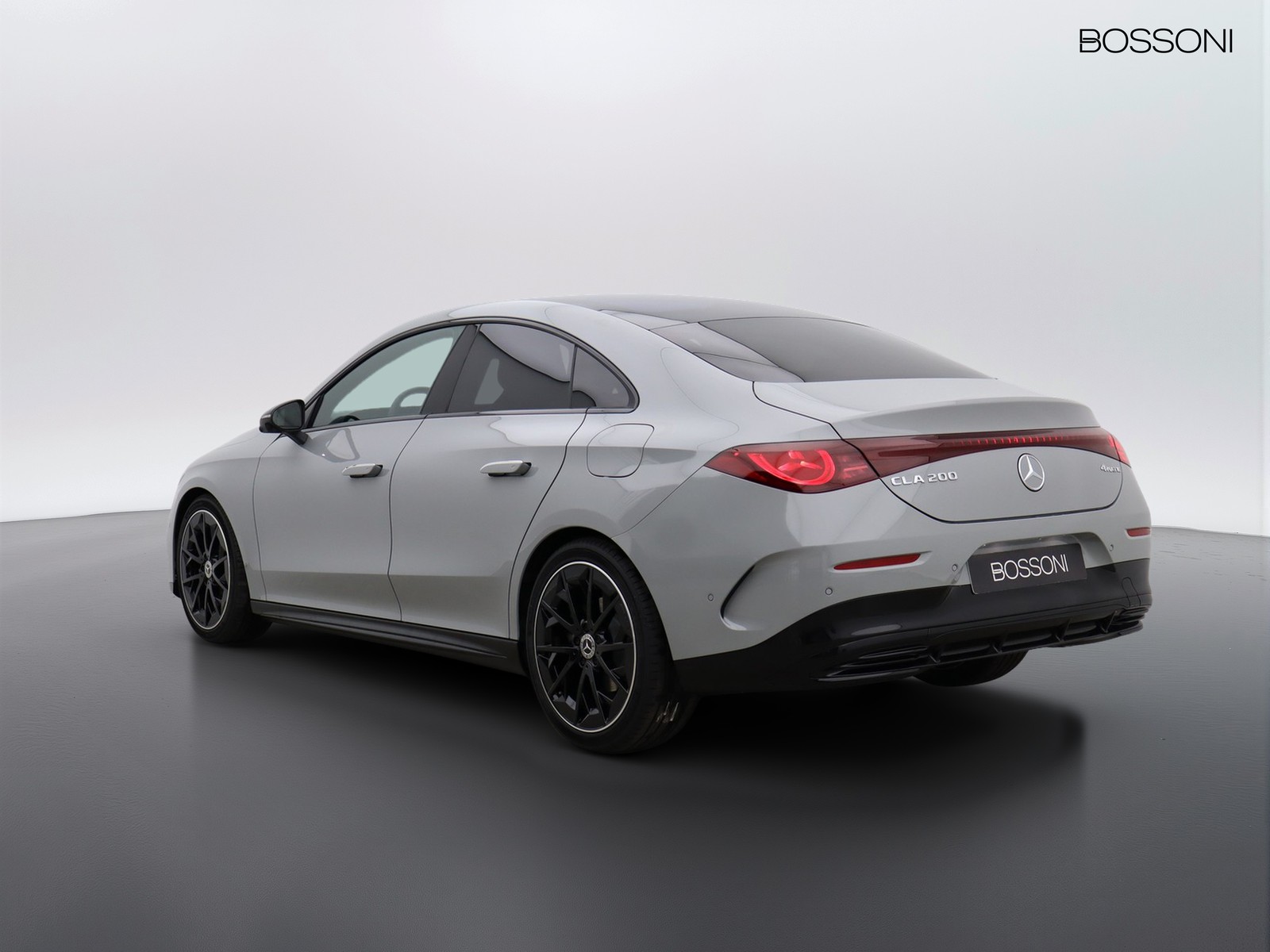 5 - Mercedes CLA 200 advanced plus 4matic auto