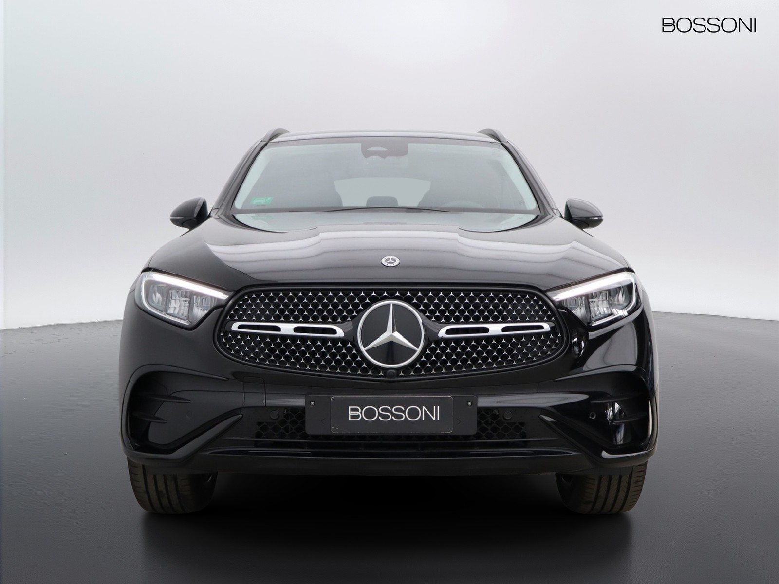 2 - Mercedes GLC suv 300 de plug in hybrid amg line advanced tech 4matic 9g-tronic