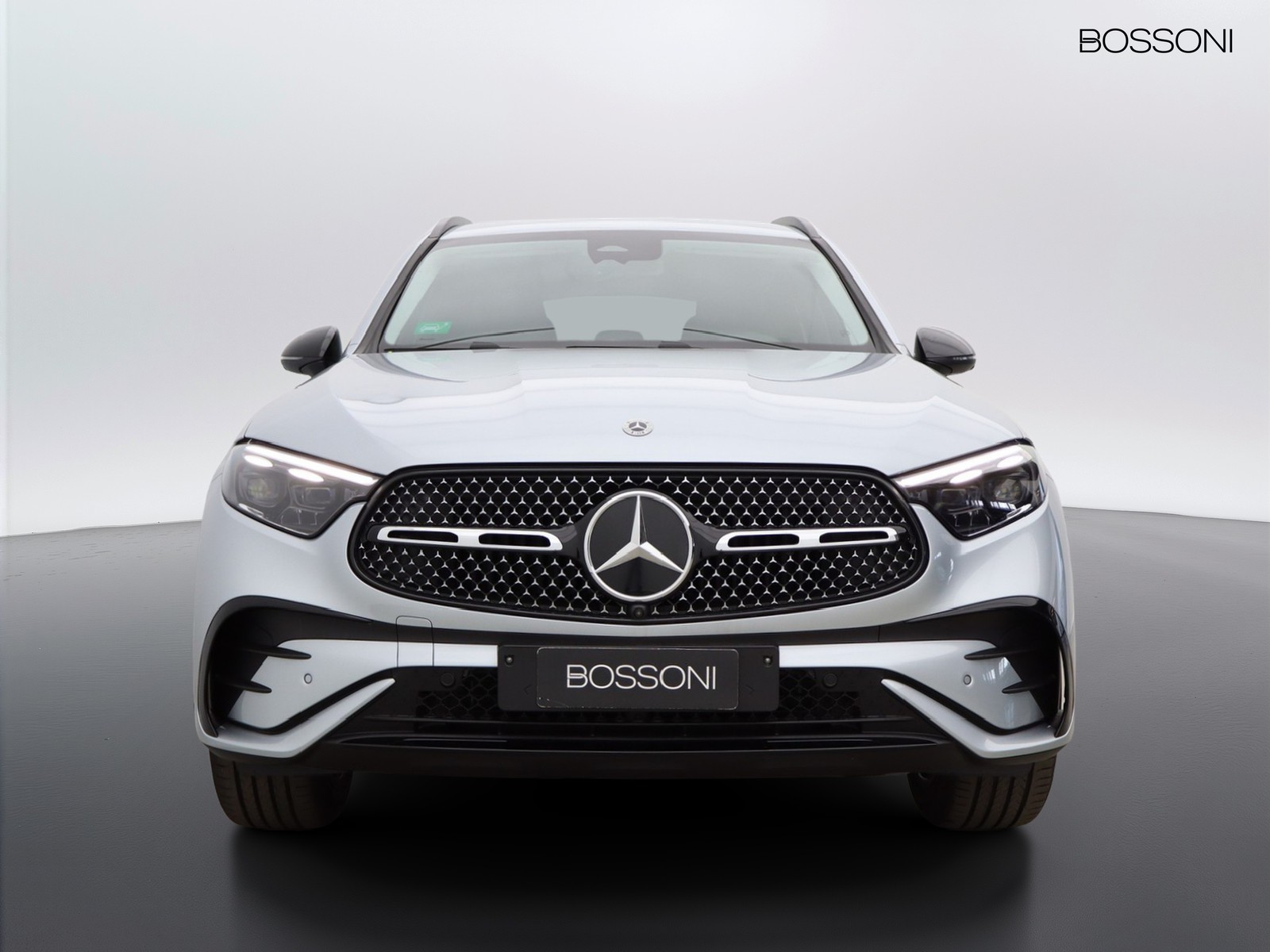 2 - Mercedes GLC suv 300 de plug in hybrid amg line advanced plus 4matic 9g-tronic