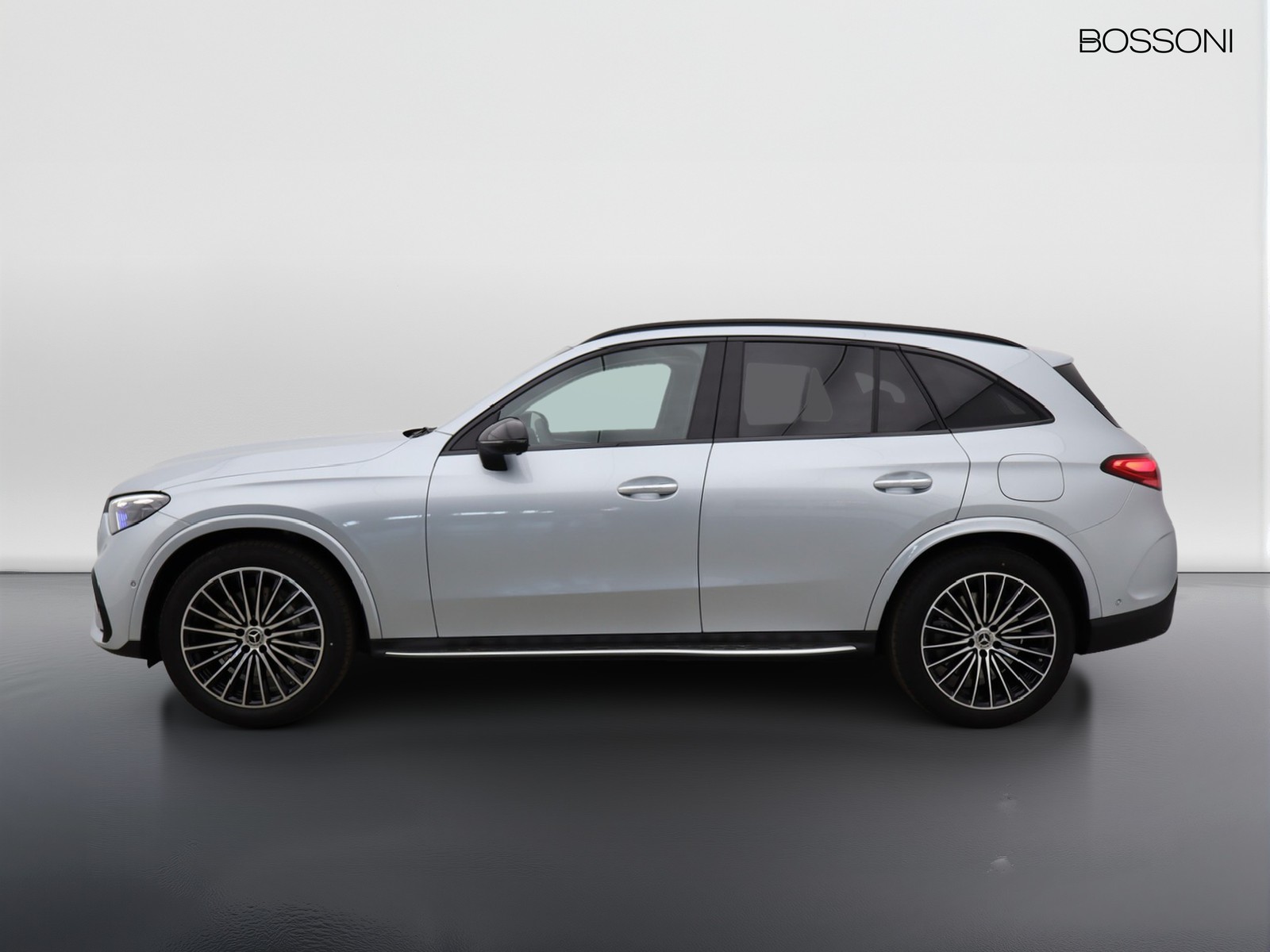 3 - Mercedes GLC suv 300 de plug in hybrid amg line advanced plus 4matic 9g-tronic