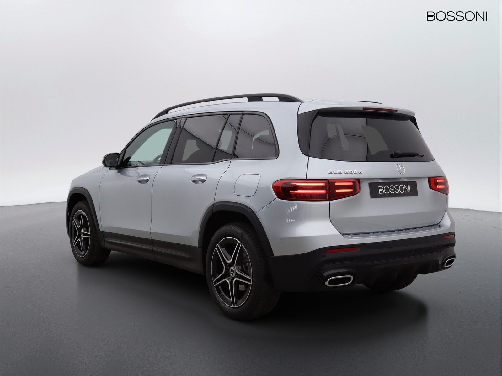 5 - Mercedes GLB 200 d amg line premium 8g-dct