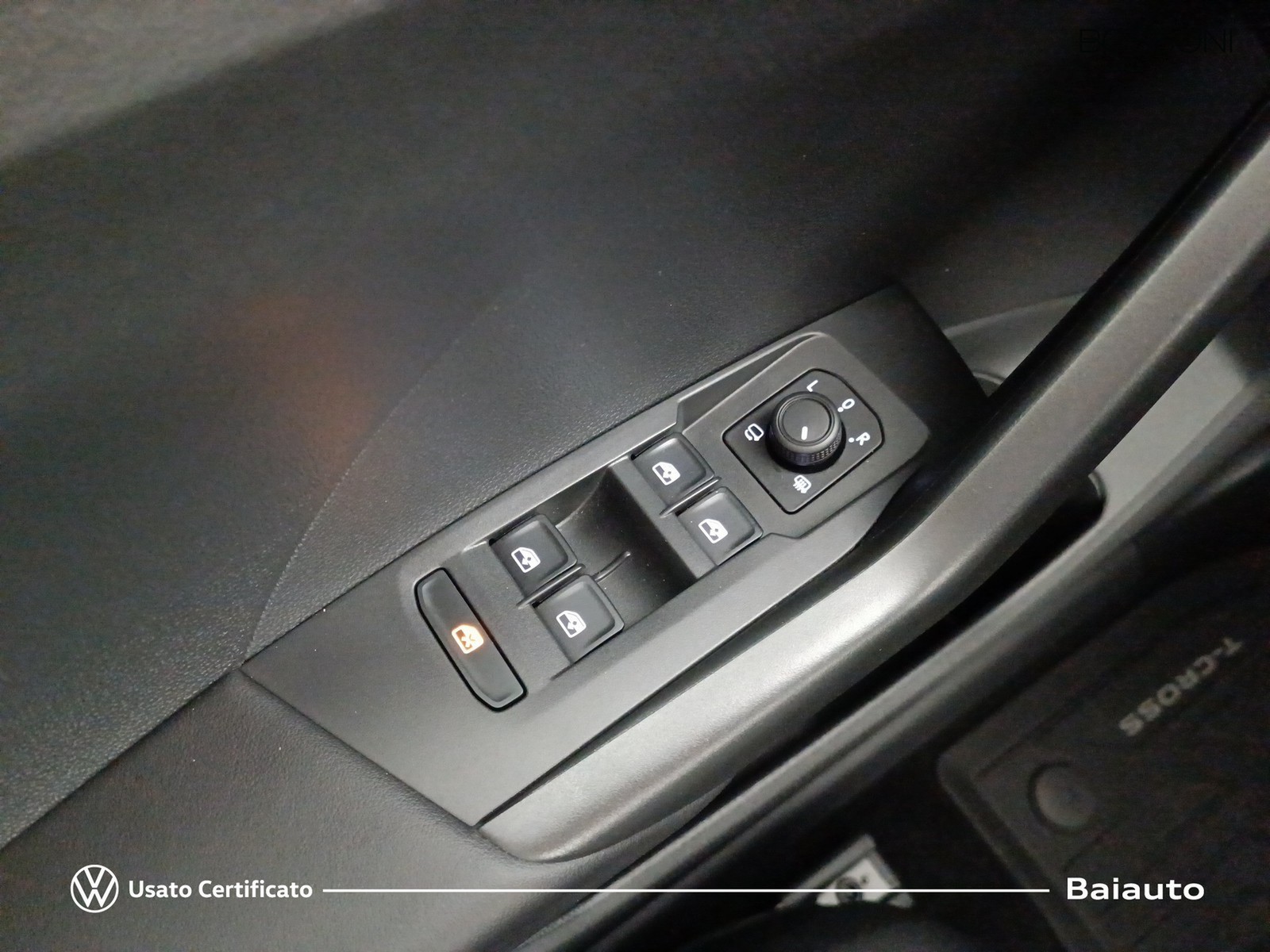 17 - Volkswagen T-Cross 1.0 tsi 110cv style