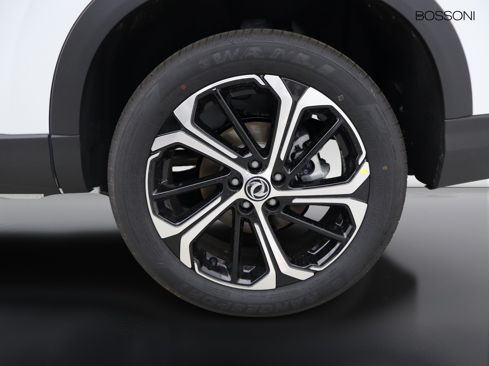 4 - Dongfeng Huge 1.5 t e2 320t auto