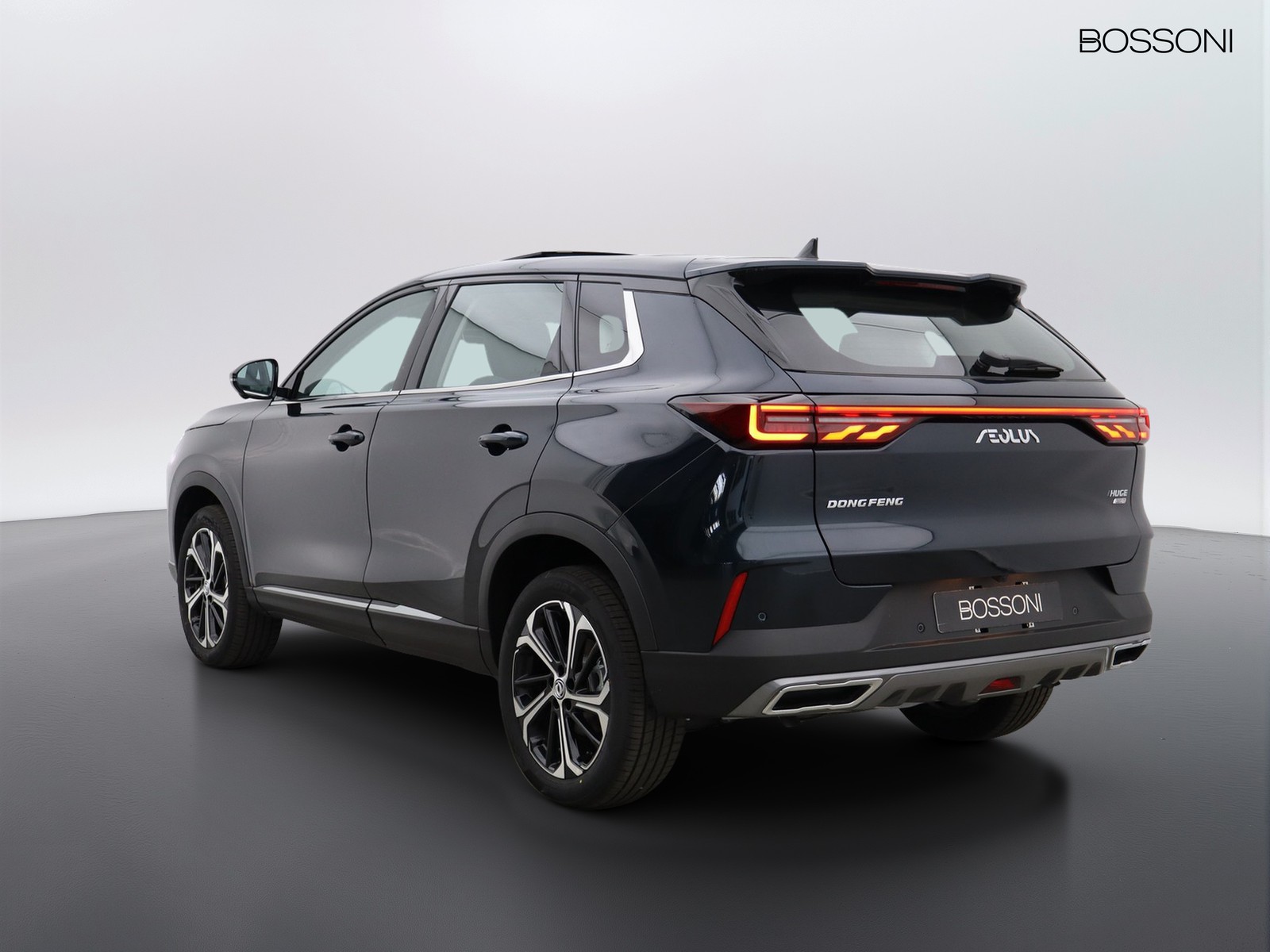 5 - Dongfeng Huge 1.5 t e2 320t auto