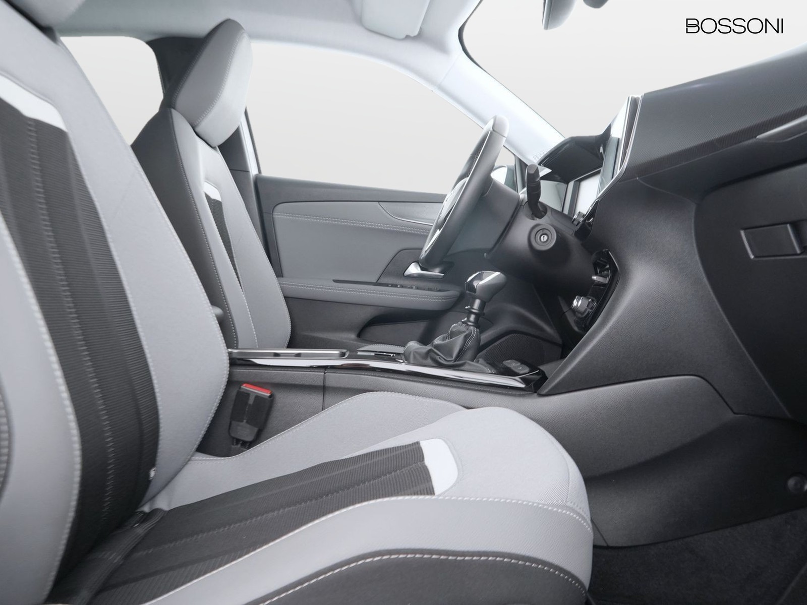 8 - Opel Mokka 1.2 t 100cv elegance s&s