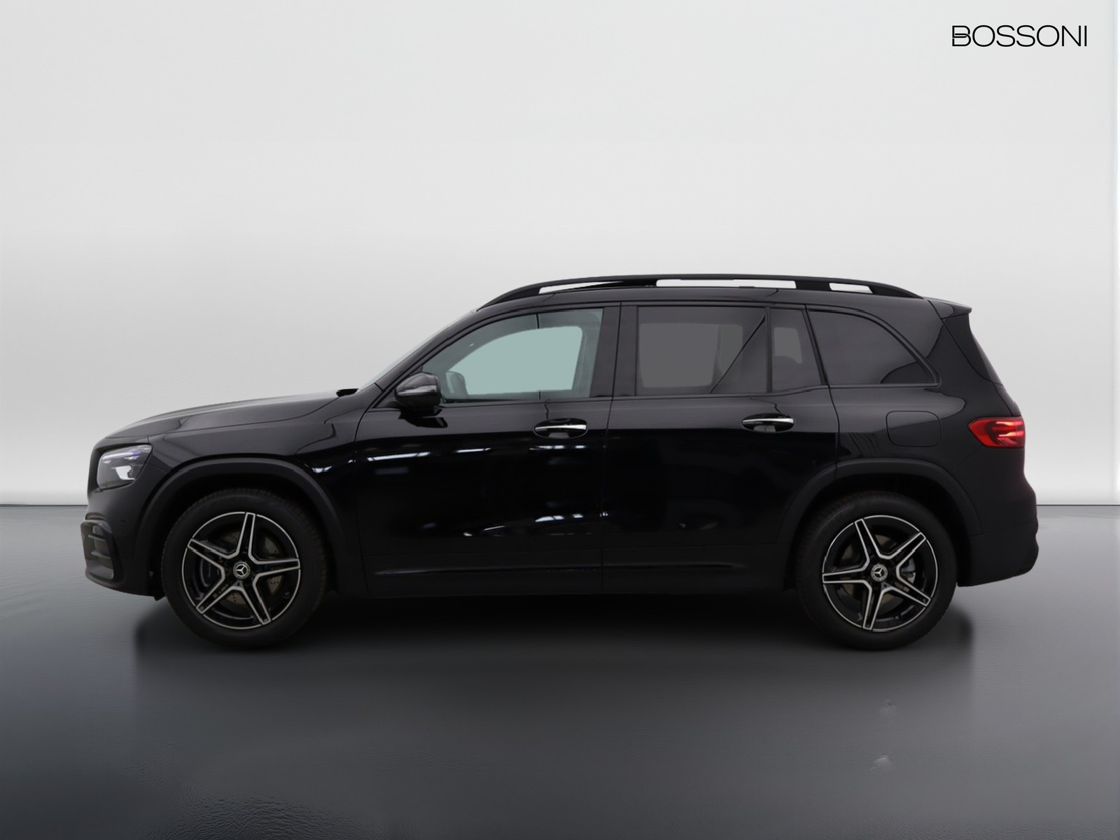 3 - Mercedes GLB 220 d amg line premium 4matic 8g-dct