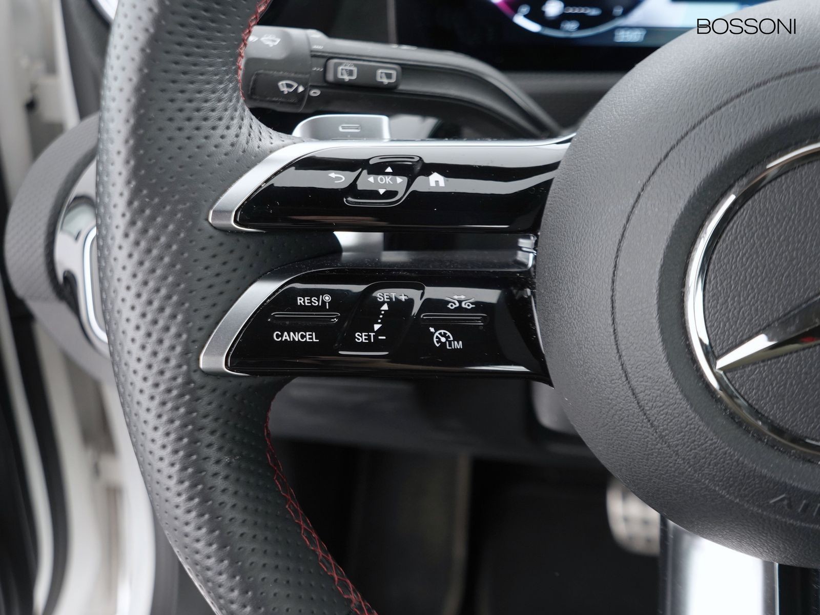 27 - Mercedes Classe A 180 amg line advanced plus 7g-dct