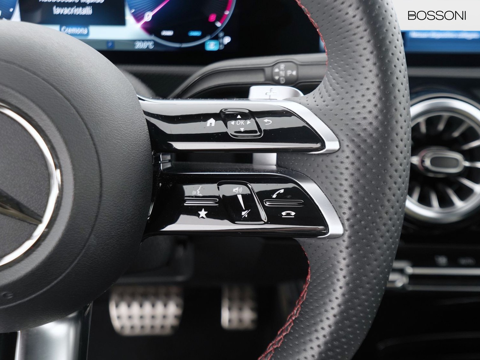 28 - Mercedes Classe A 180 amg line advanced plus 7g-dct