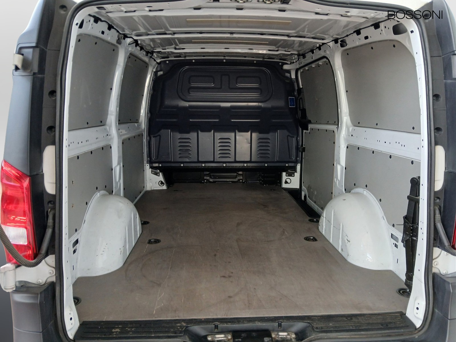 14 - Mercedes Vans Vito 114 cdi long pro auto my20