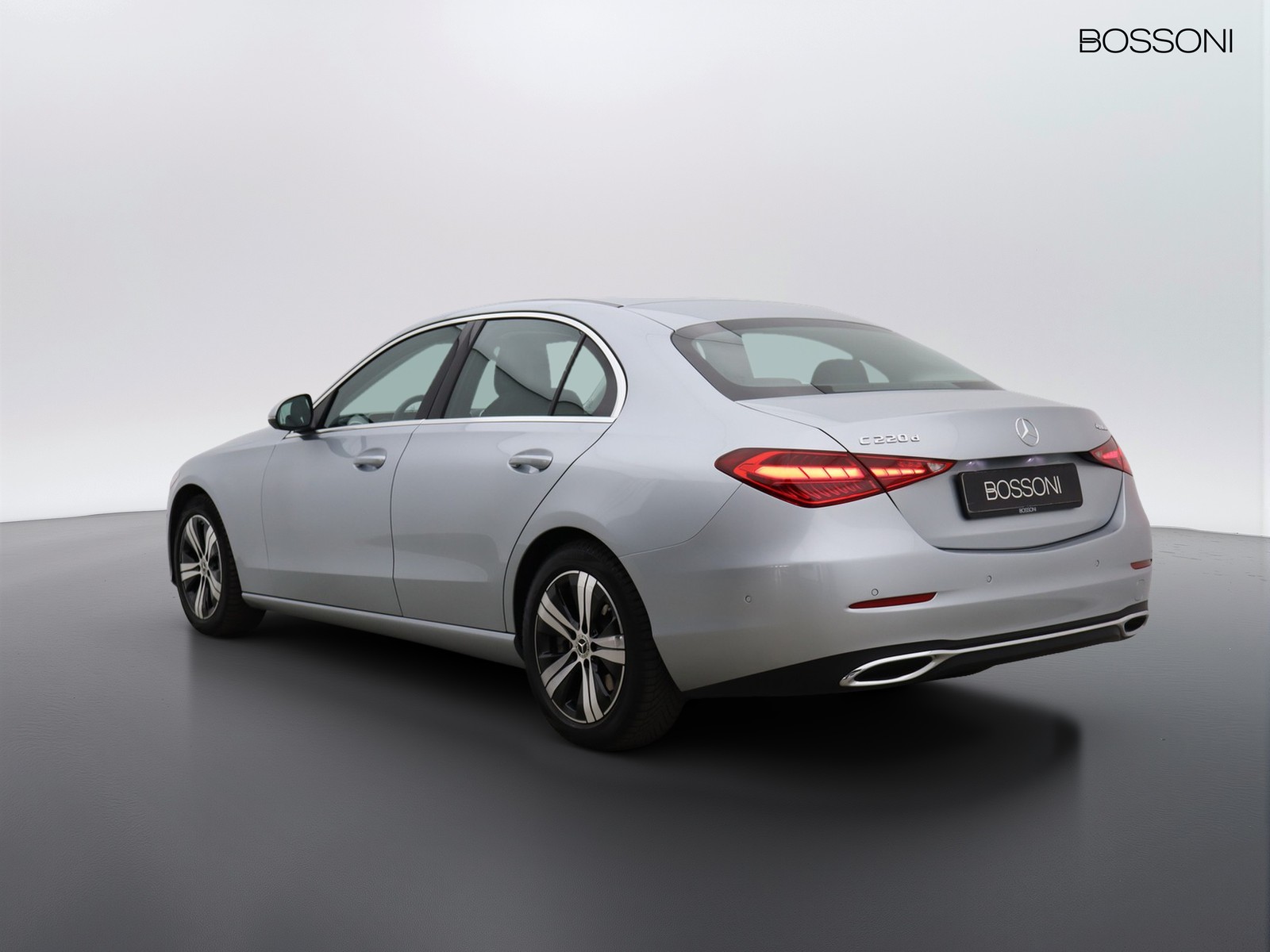 5 - Mercedes Classe C berlina 220 d mild hybrid sport 4matic 9g-tronic
