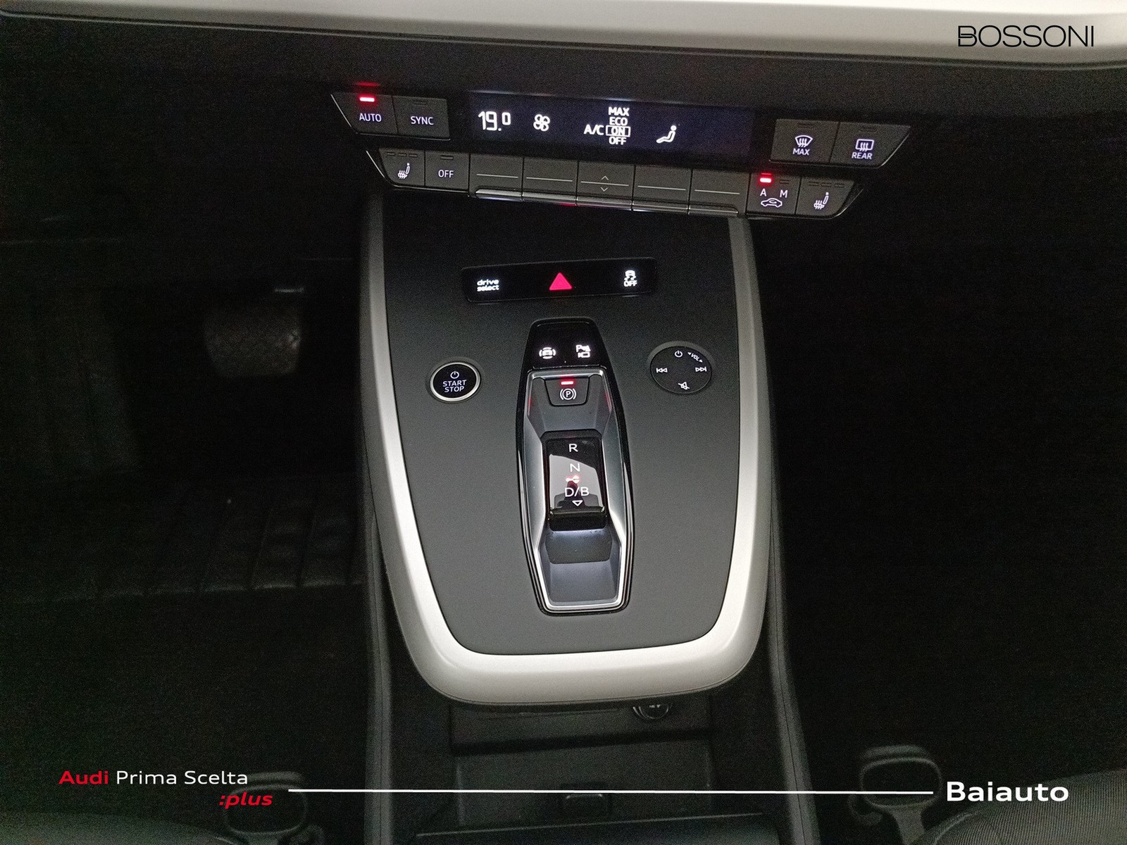 12 - Audi Q4 e-tron sportback e-tron 45 business quattro